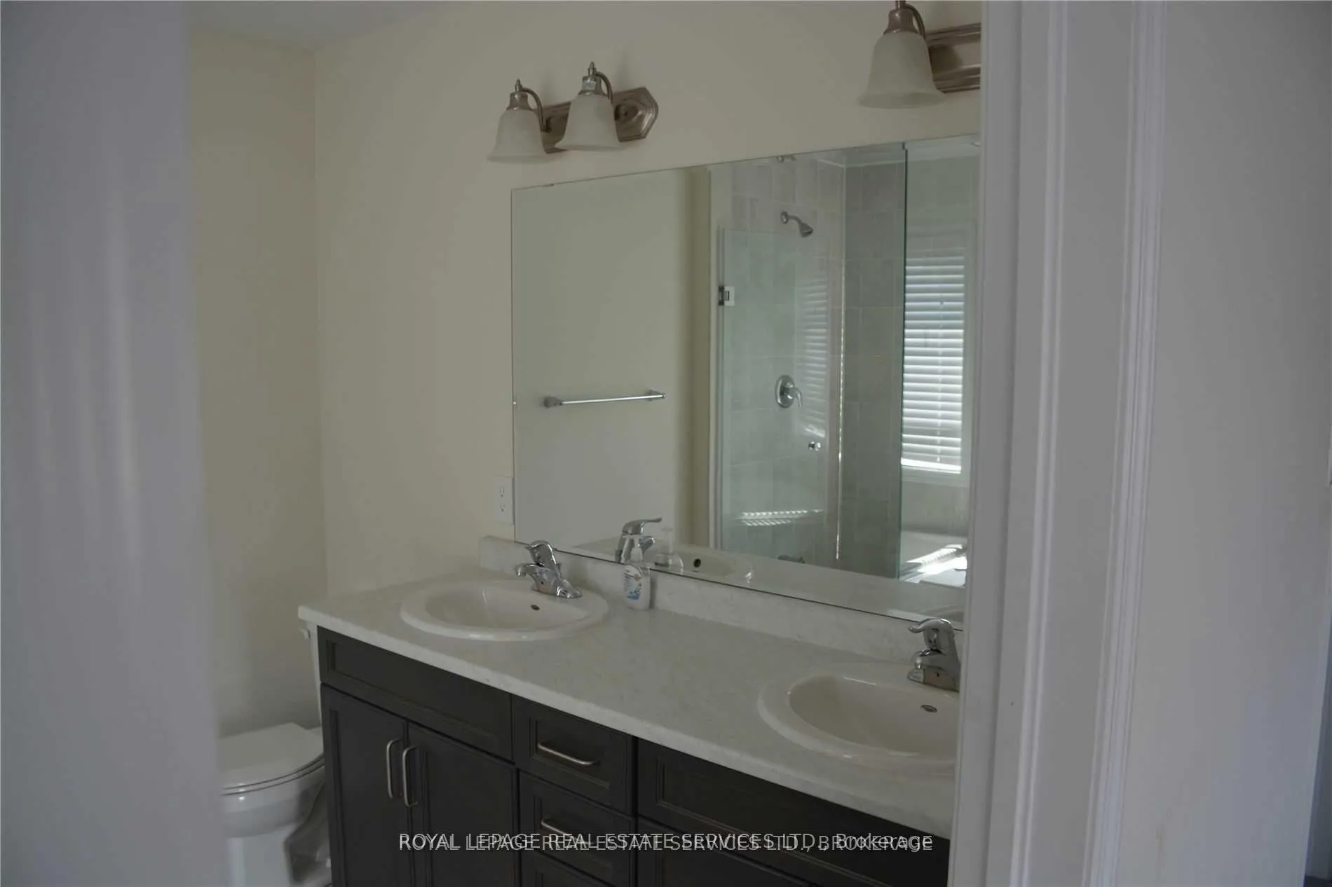 Photo 17 of 98 Mcmonies Drive, Hamilton, Waterdown — HOMEH