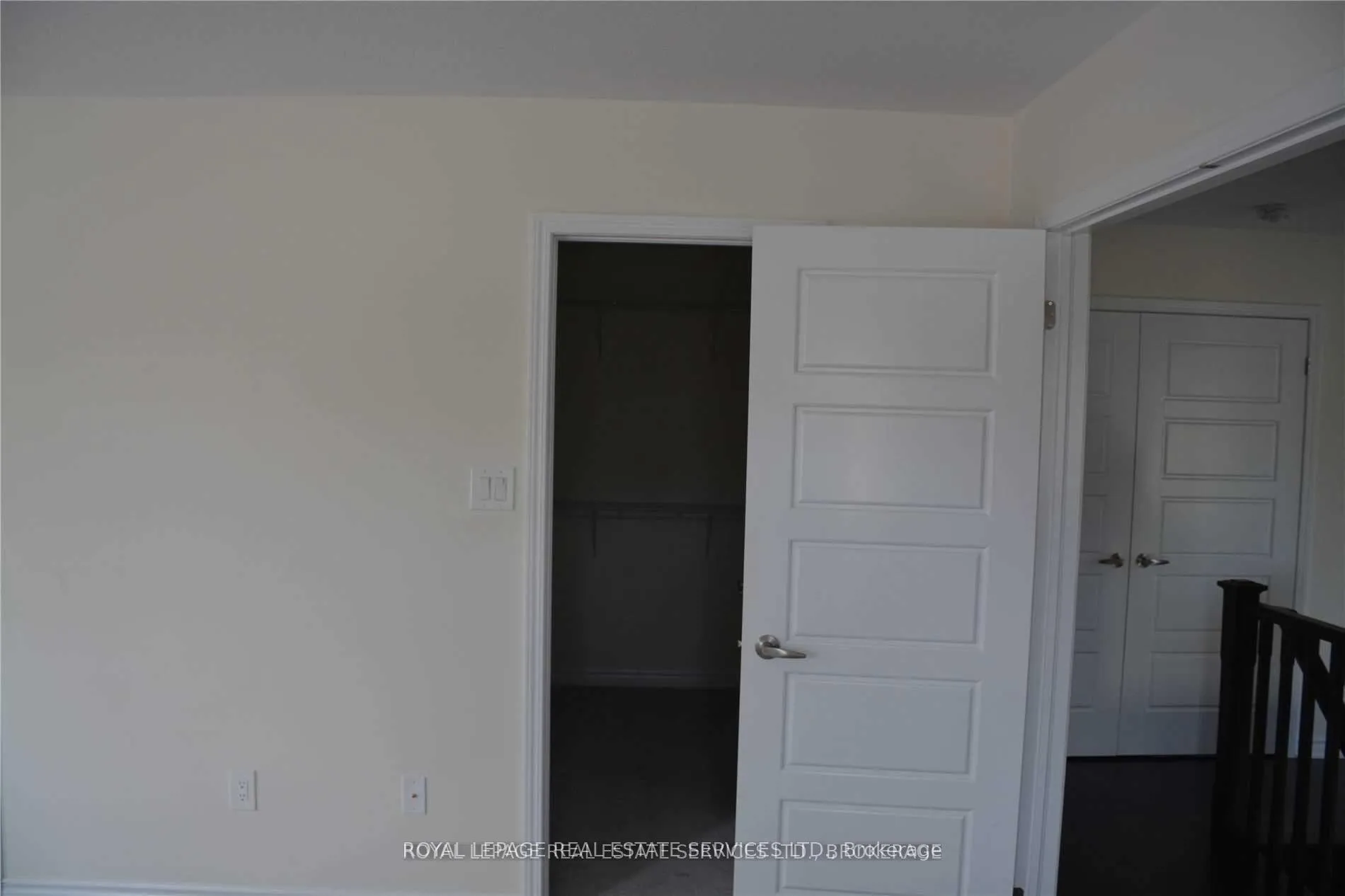 Photo 20 of 98 Mcmonies Drive, Hamilton, Waterdown — HOMEH