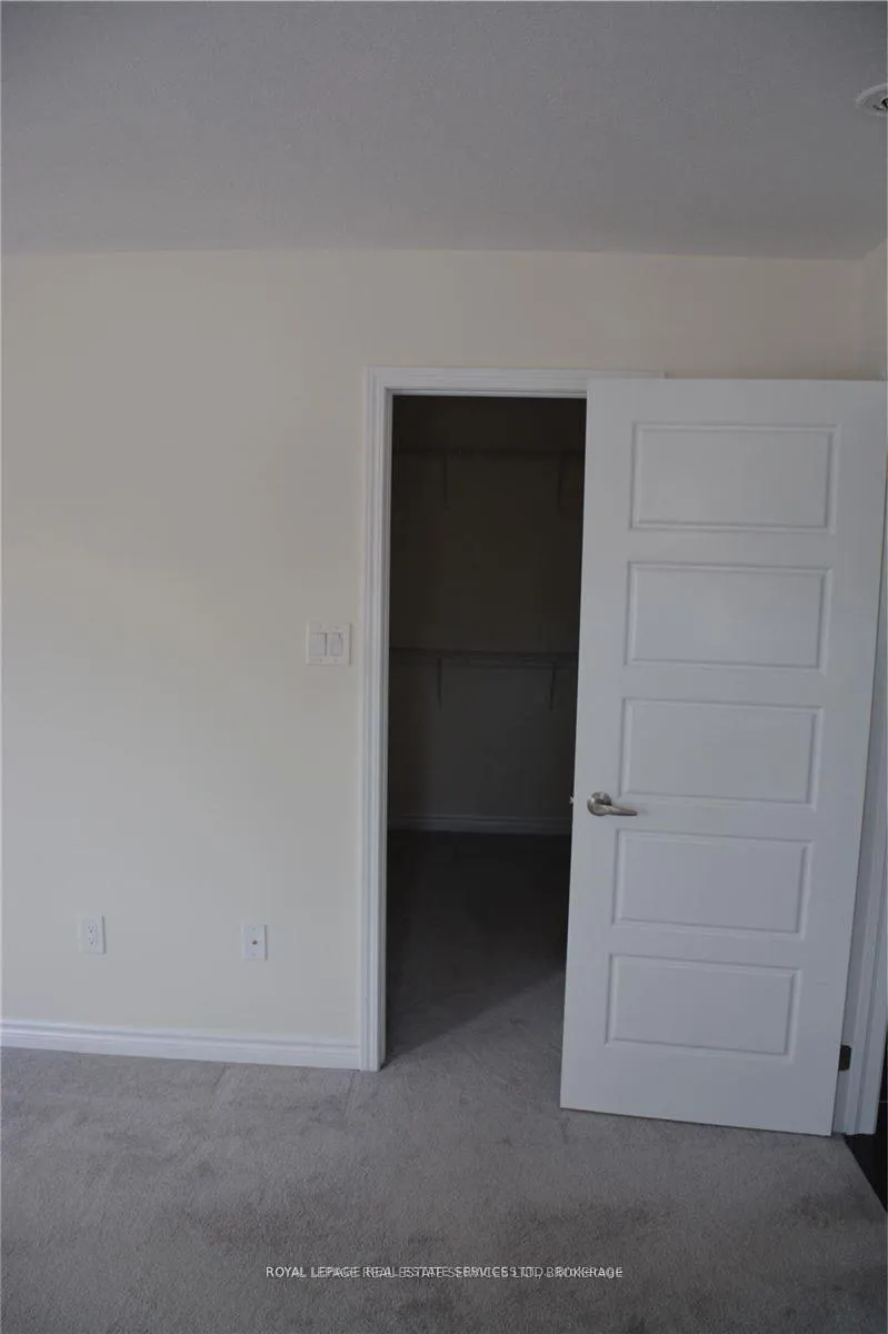 Photo 21 of 98 Mcmonies Drive, Hamilton, Waterdown — HOMEH