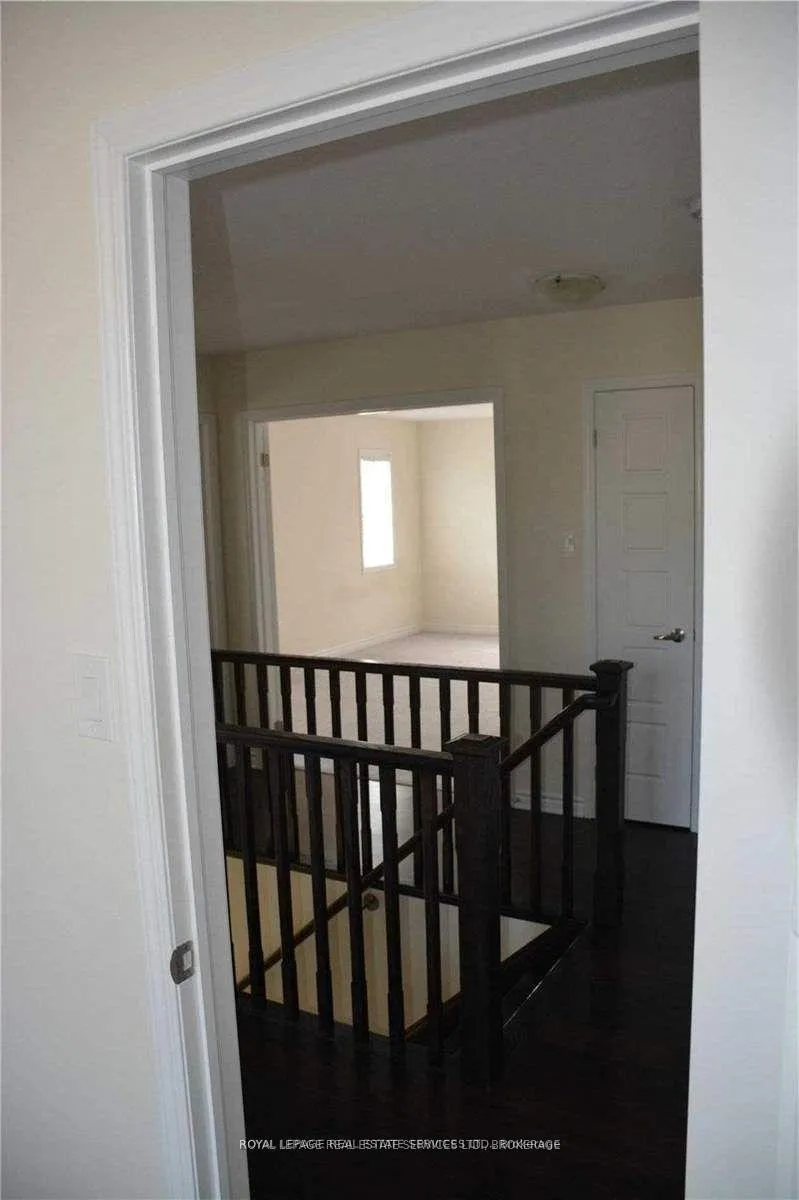 Photo 24 of 98 Mcmonies Drive, Hamilton, Waterdown — HOMEH