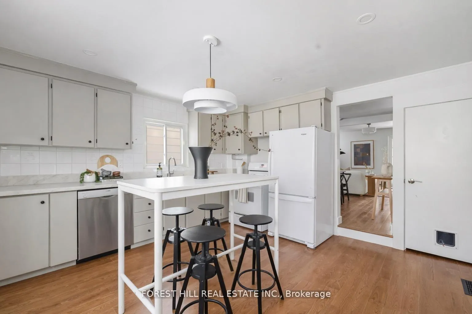 Photo 9 of 33 Craven Road, Toronto, Greenwood-Coxwell — HOMEH