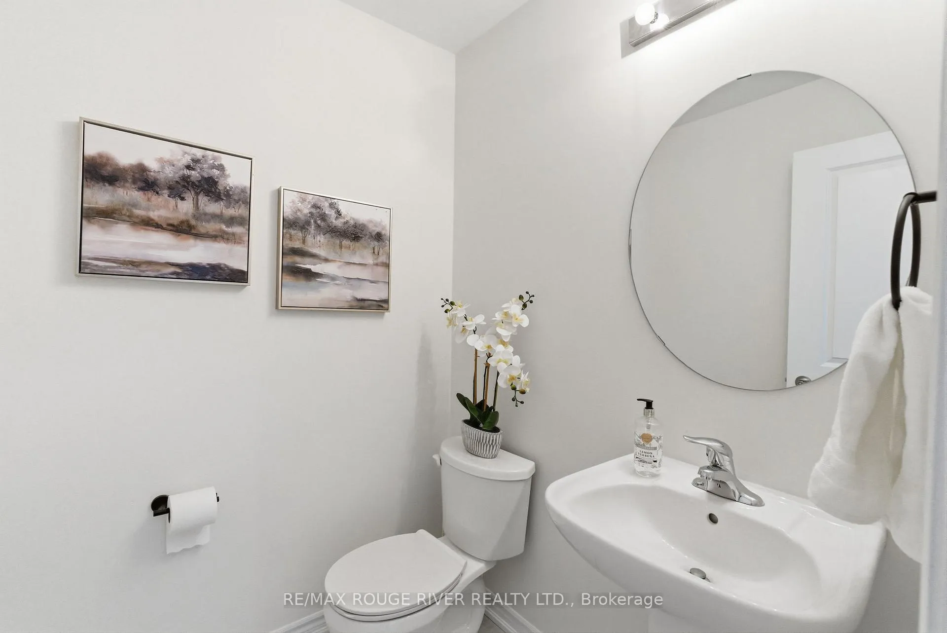 Photo 7 of 27 Swordfish Drive, Whitby, Lynde Creek — HOMEH