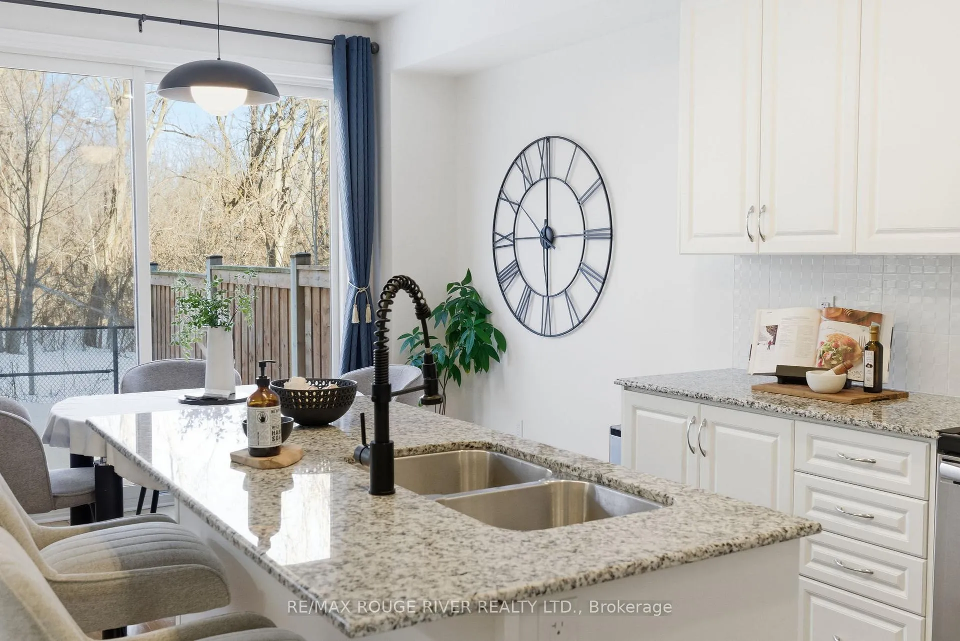 Photo 9 of 27 Swordfish Drive, Whitby, Lynde Creek — HOMEH
