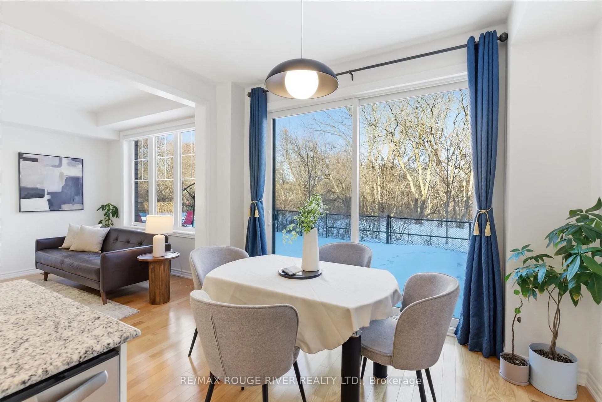 Photo 17 of 27 Swordfish Drive, Whitby, Lynde Creek — HOMEH