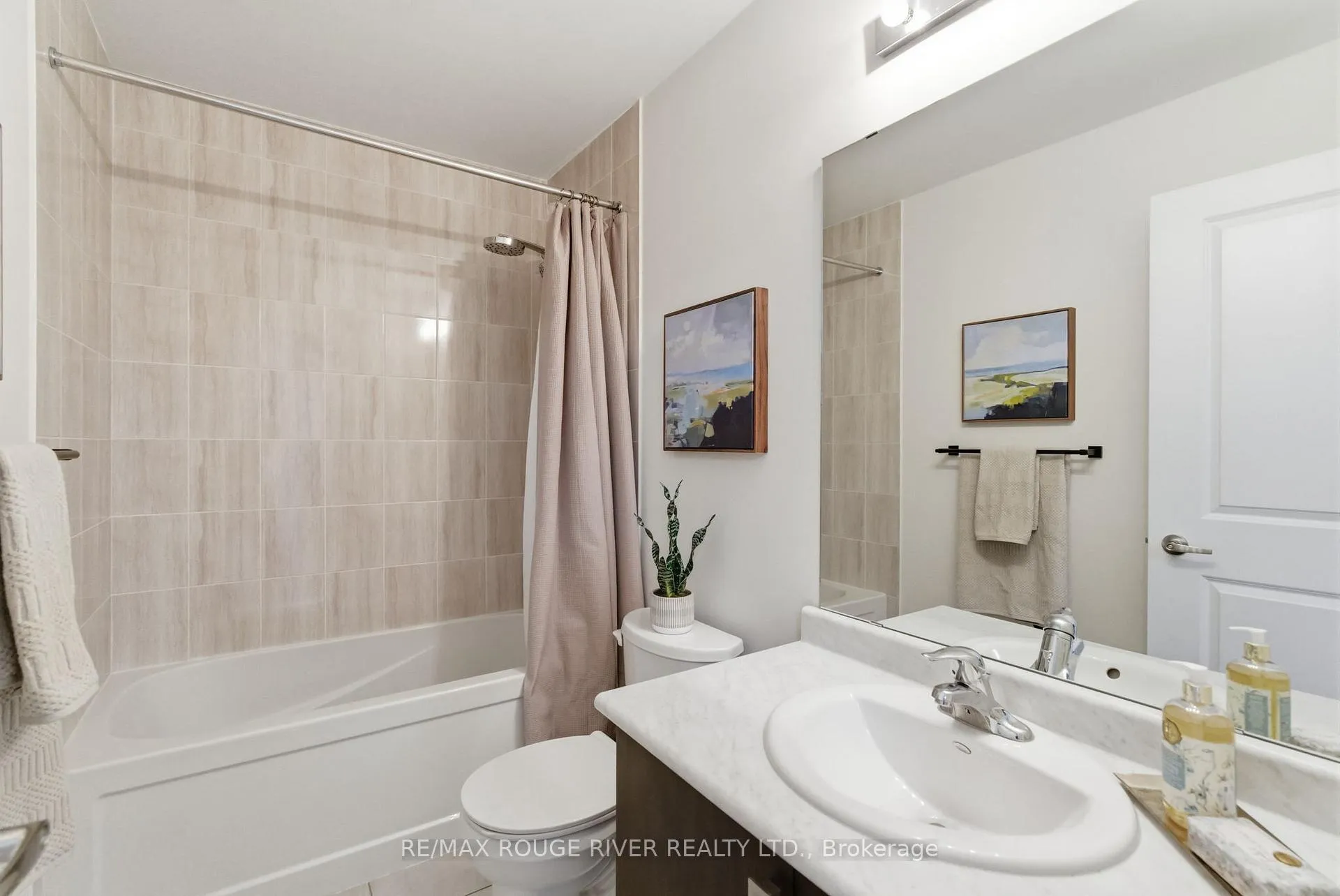 Photo 33 of 27 Swordfish Drive, Whitby, Lynde Creek — HOMEH