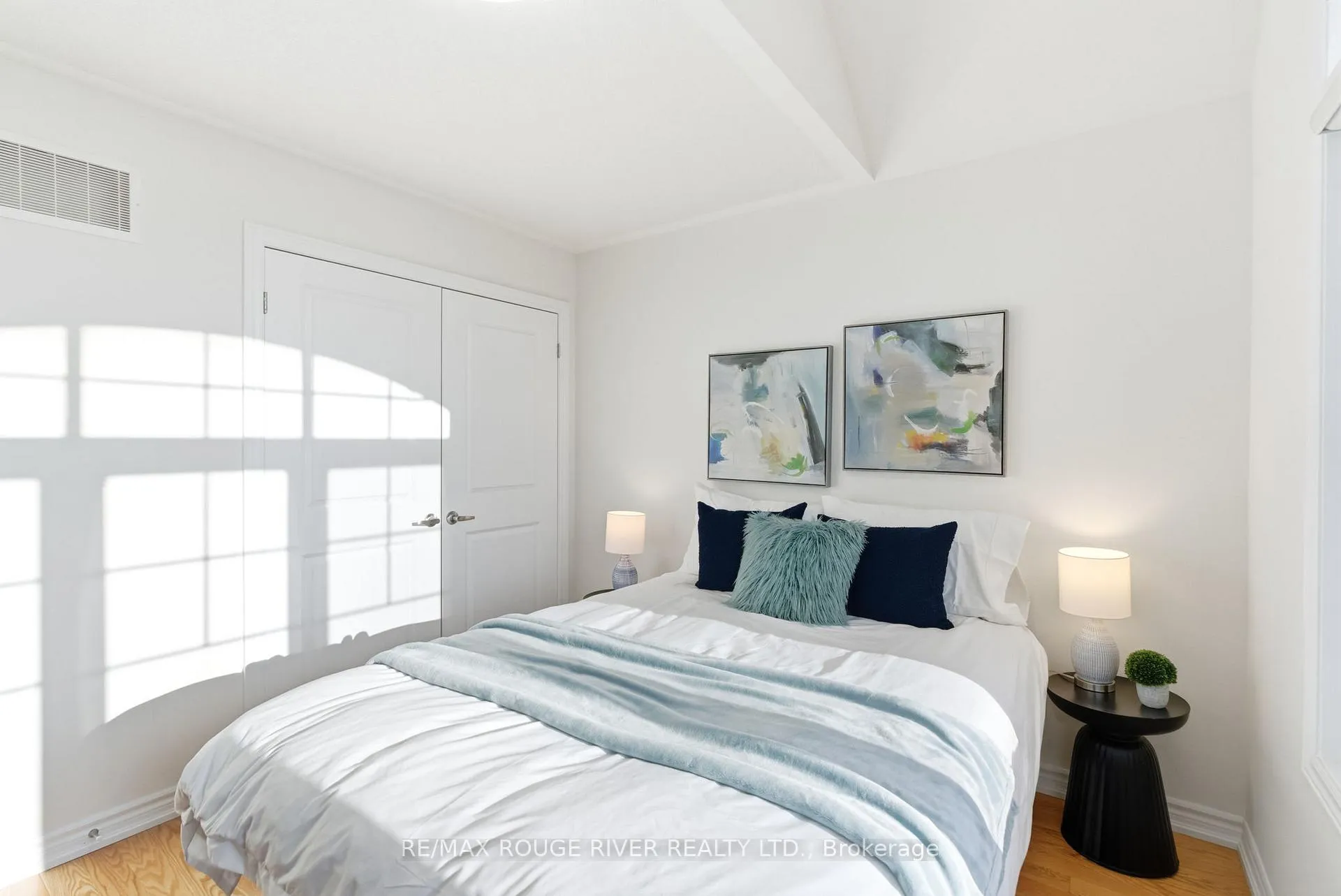 Photo 39 of 27 Swordfish Drive, Whitby, Lynde Creek — HOMEH