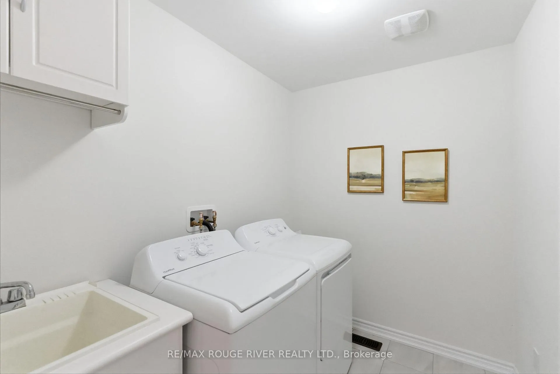 Photo 41 of 27 Swordfish Drive, Whitby, Lynde Creek — HOMEH