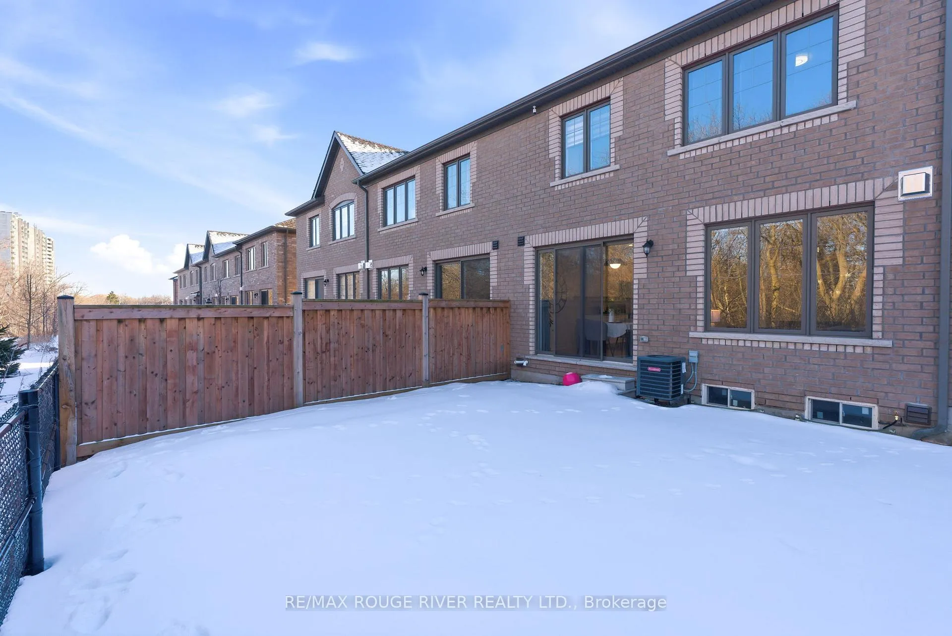 Photo 43 of 27 Swordfish Drive, Whitby, Lynde Creek — HOMEH