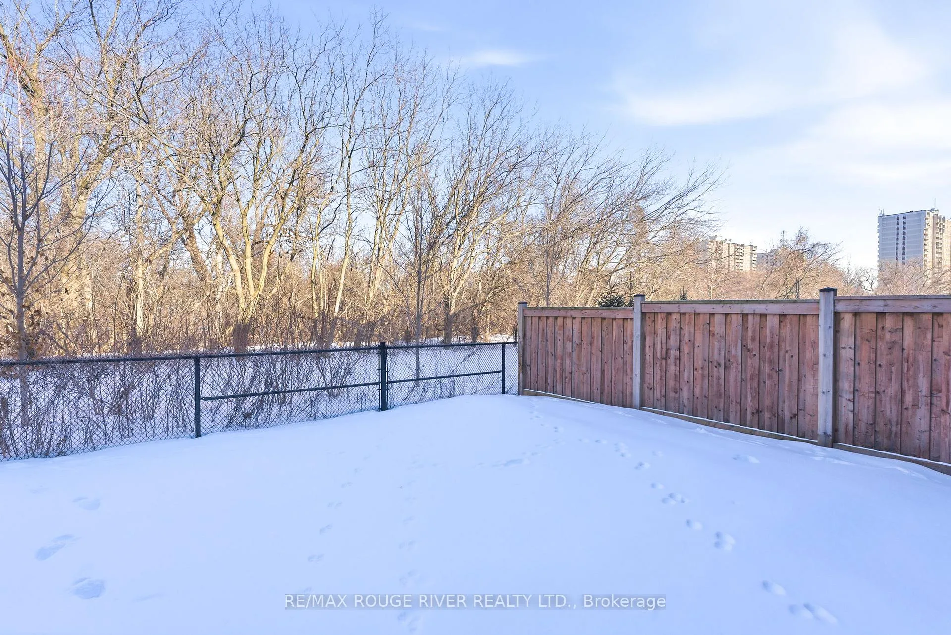 Photo 44 of 27 Swordfish Drive, Whitby, Lynde Creek — HOMEH
