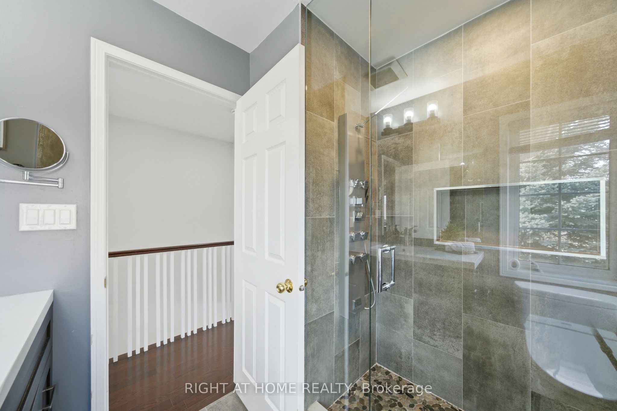 Photo 21 of 2230 Sutton Drive, Burlington, Orchard — HOMEH