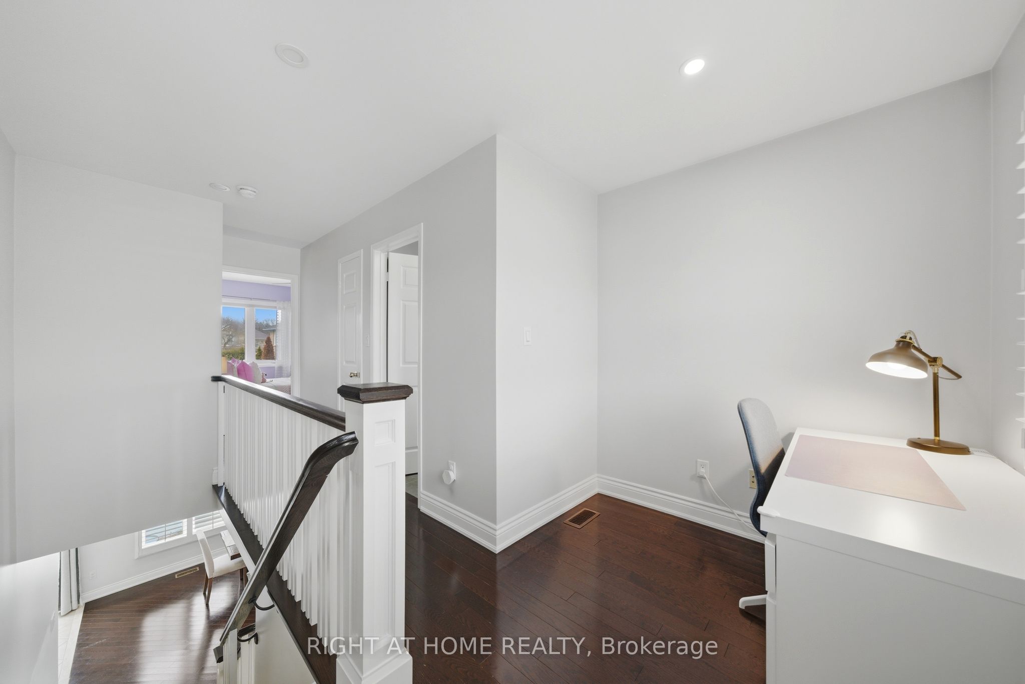 Photo 22 of 2230 Sutton Drive, Burlington, Orchard — HOMEH