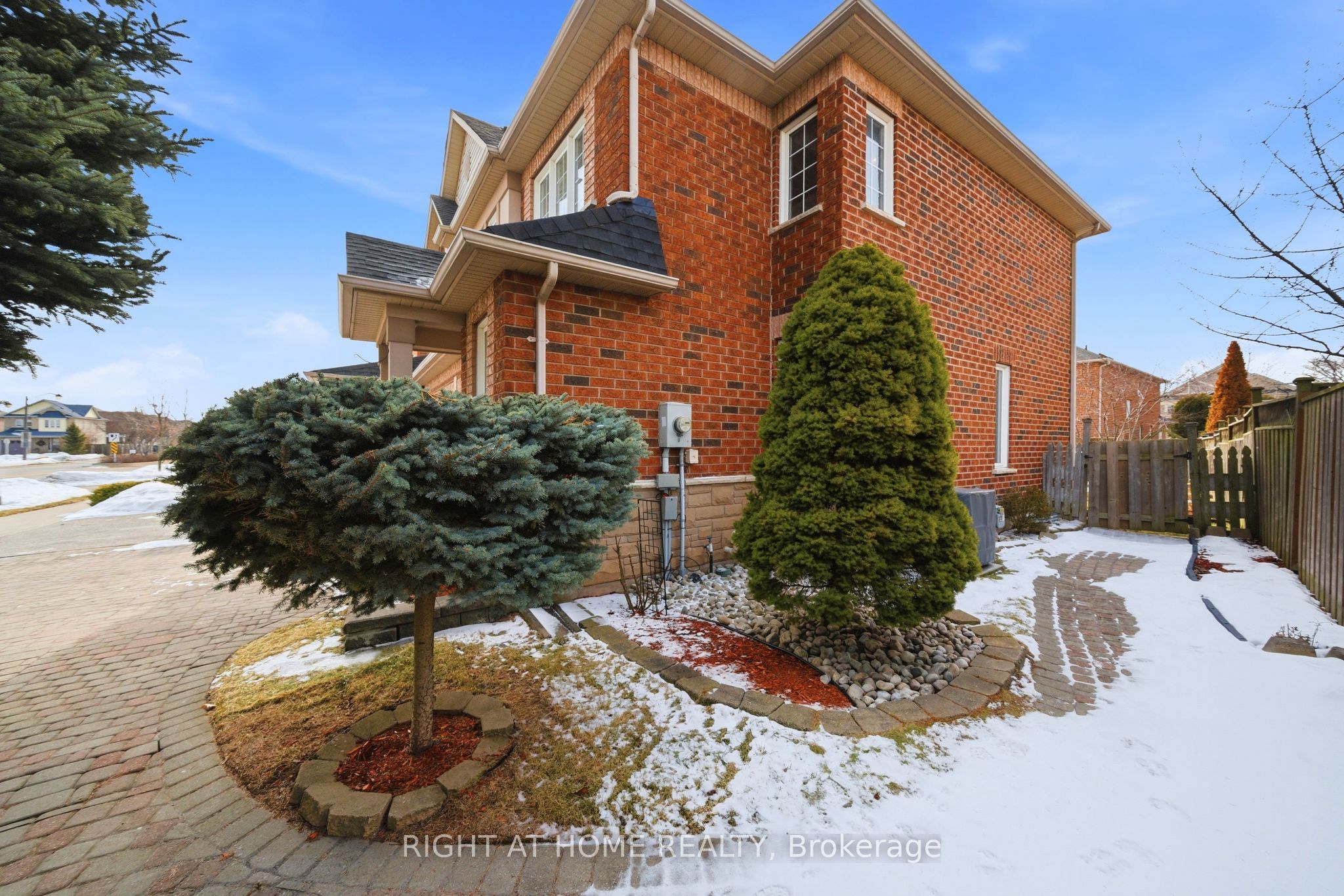 Photo 27 of 2230 Sutton Drive, Burlington, Orchard — HOMEH