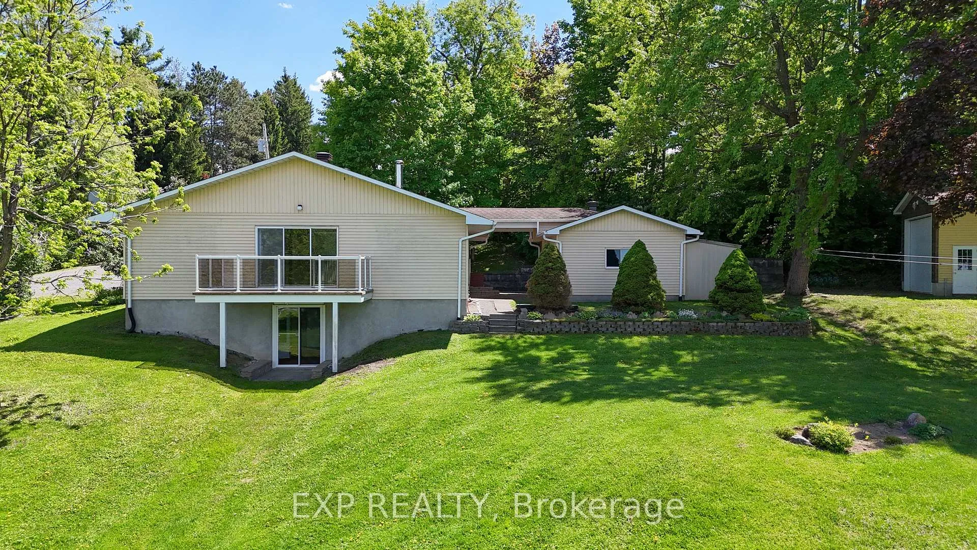 Photo 1 of 2577 Regional Rd 174, Ottawa, Cumberland Village — HOMEH