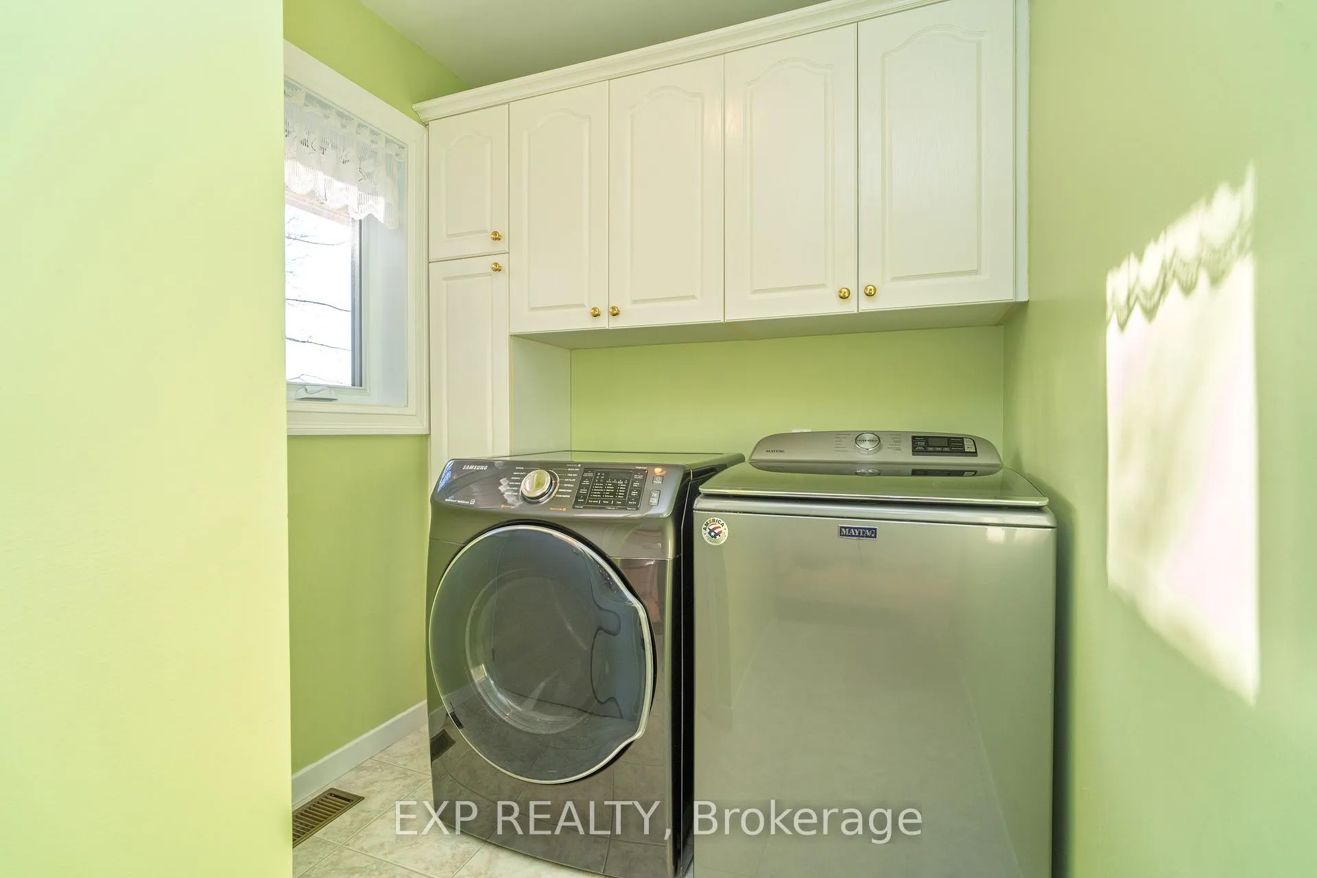 Photo 18 of 2577 Regional Rd 174, Ottawa, Cumberland Village — HOMEH
