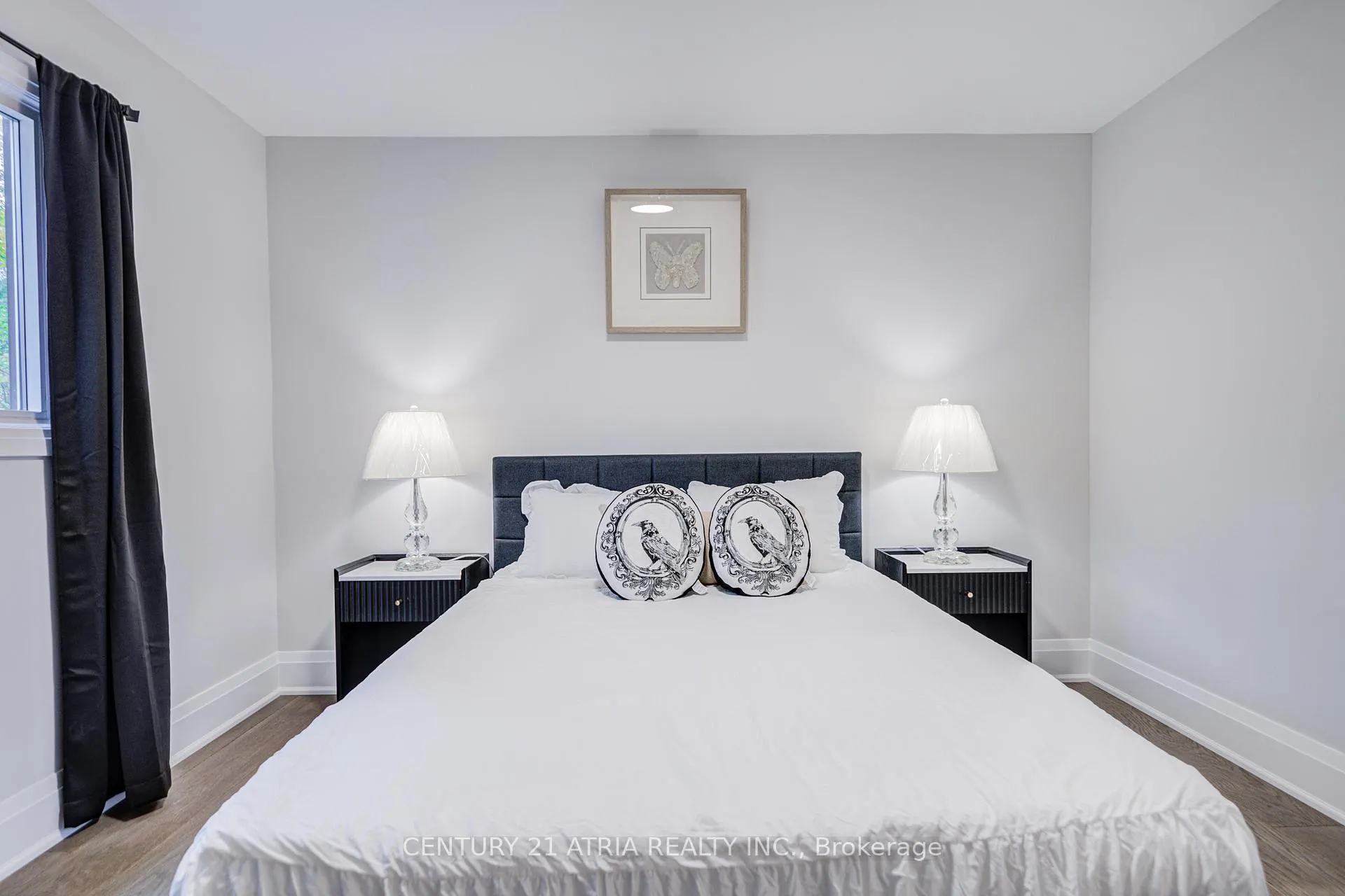 Photo 25 of 33 Sir Brandiles Place, Markham, Markham Village — HOMEH