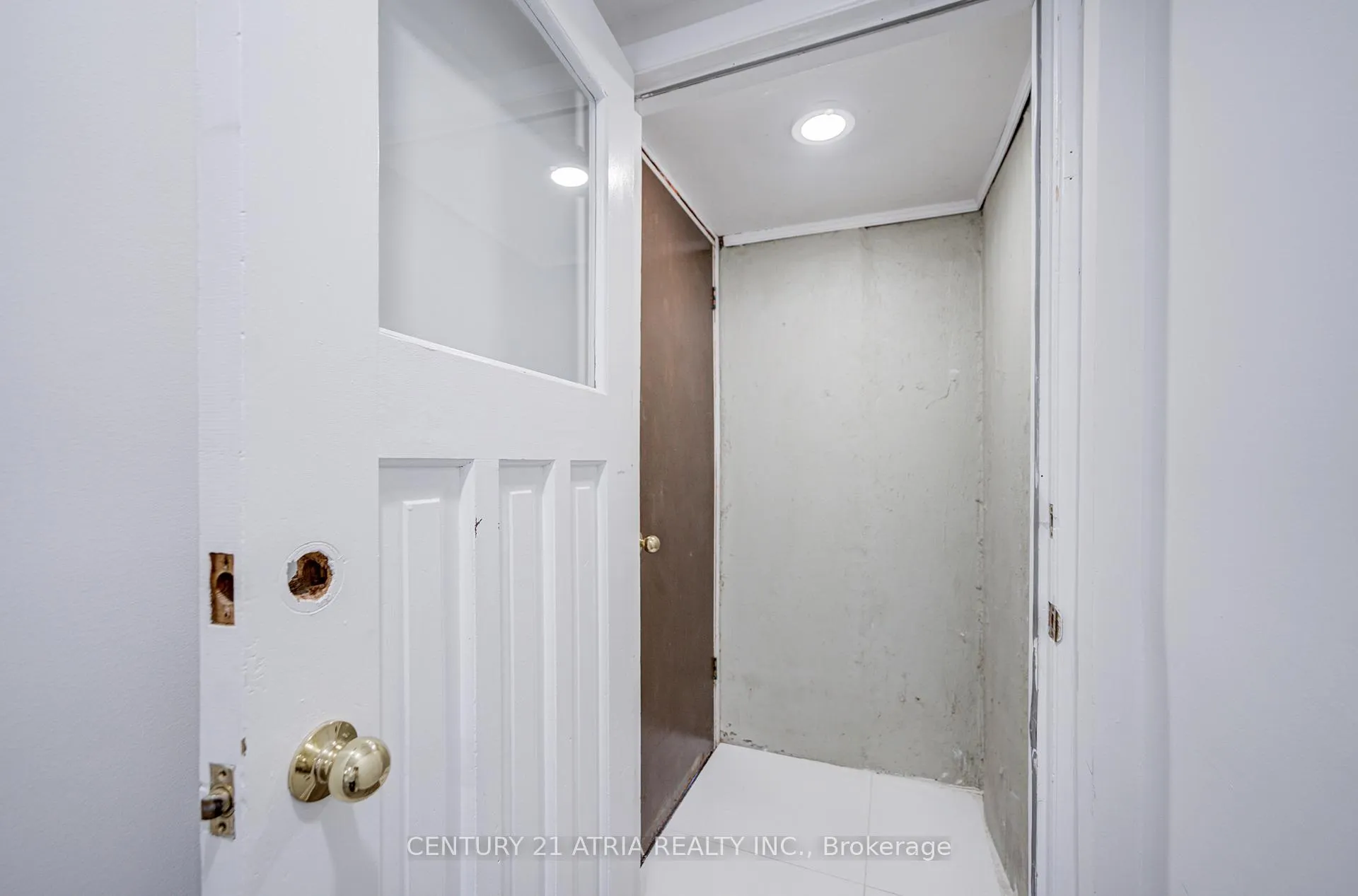 Photo 33 of 33 Sir Brandiles Place, Markham, Markham Village — HOMEH