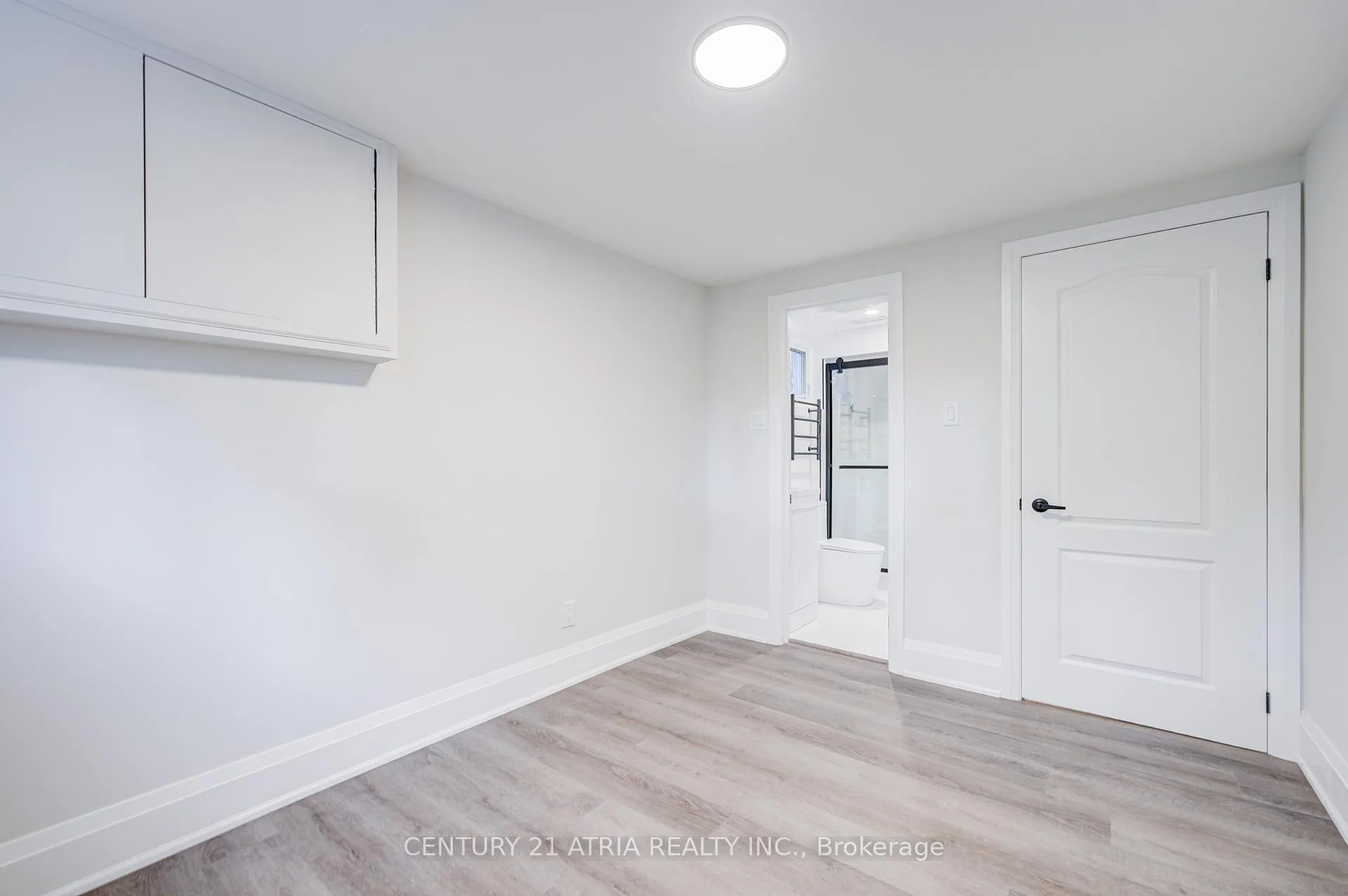Photo 41 of 33 Sir Brandiles Place, Markham, Markham Village — HOMEH