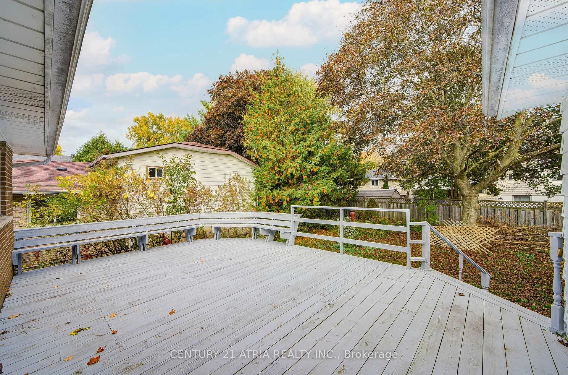 Photo 48 of 33 Sir Brandiles Place, Markham, Markham Village — HOMEH