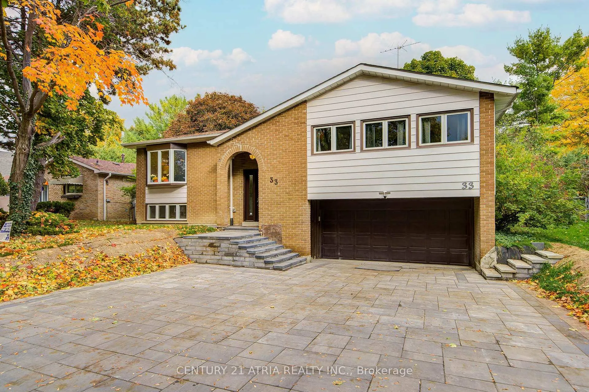 Photo 49 of 33 Sir Brandiles Place, Markham, Markham Village — HOMEH