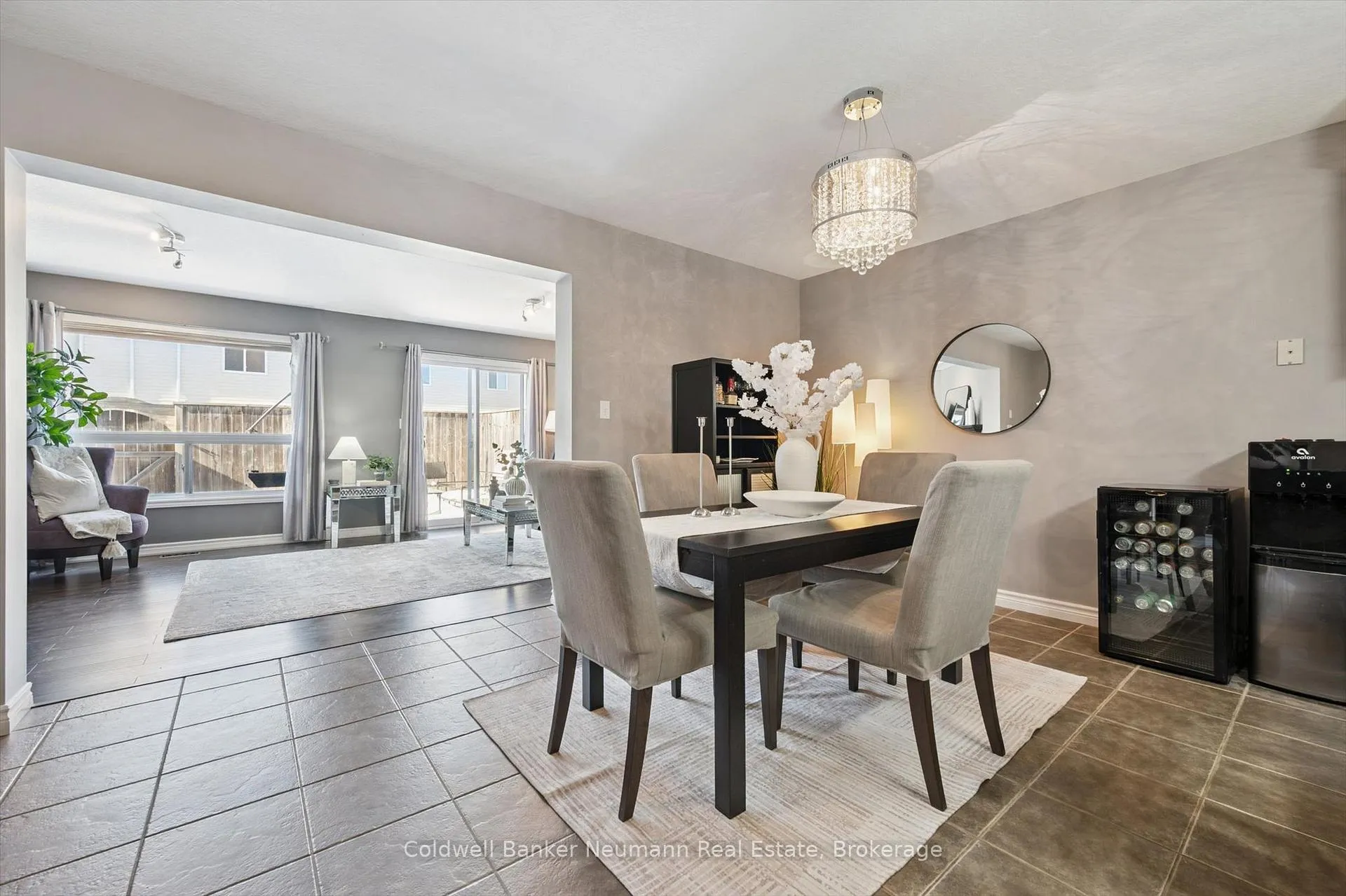 Photo 11 of Unit 37, 20 Shackleton Drive, Guelph, Grange Road — HOMEH