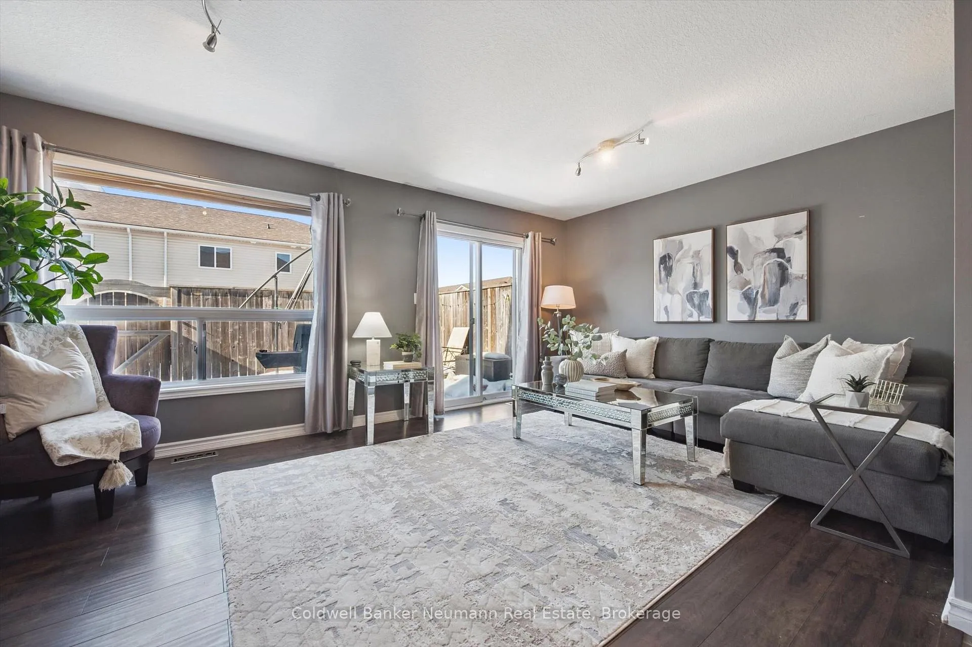Photo 15 of Unit 37, 20 Shackleton Drive, Guelph, Grange Road — HOMEH
