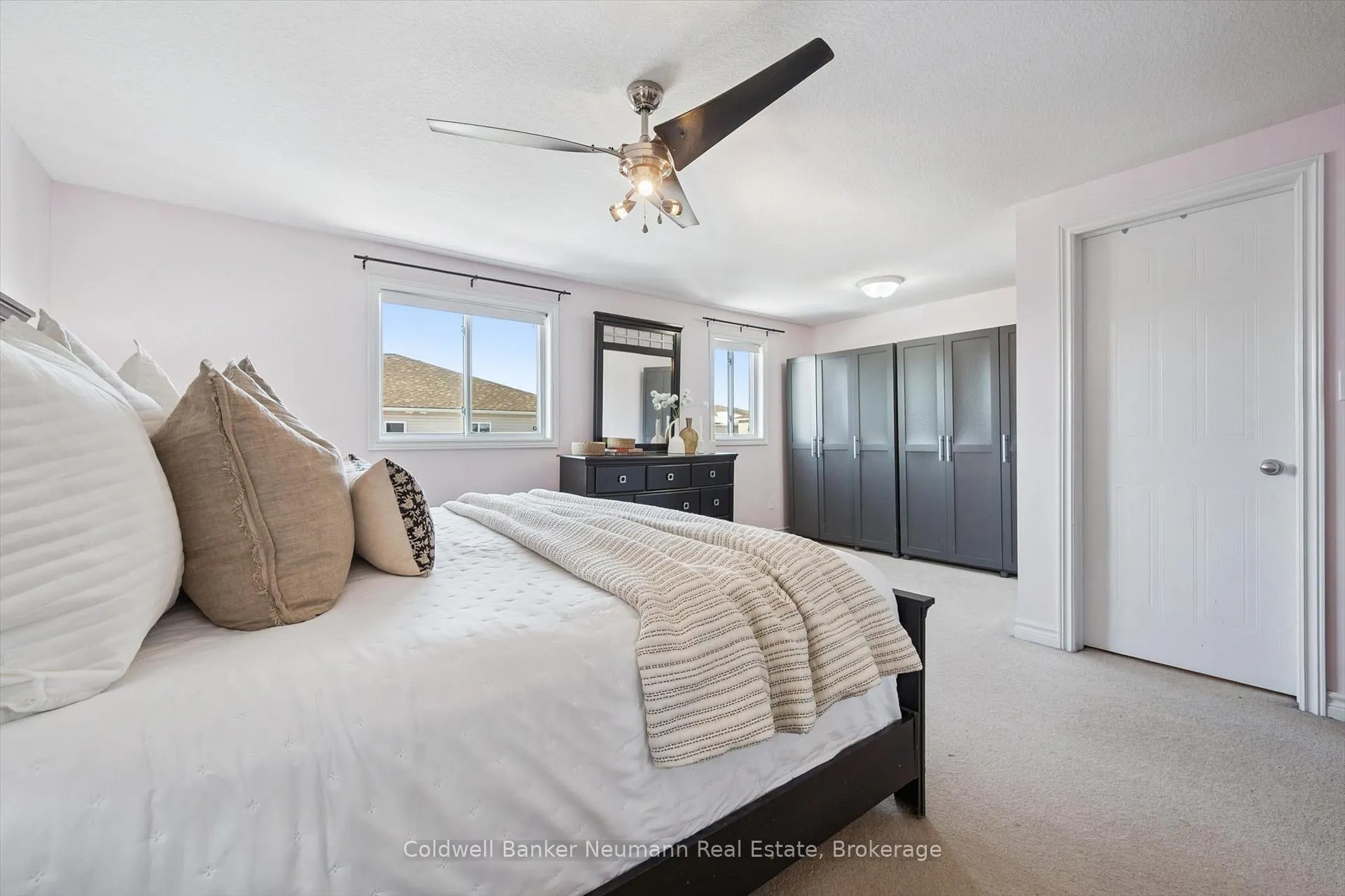 Photo 21 of Unit 37, 20 Shackleton Drive, Guelph, Grange Road — HOMEH