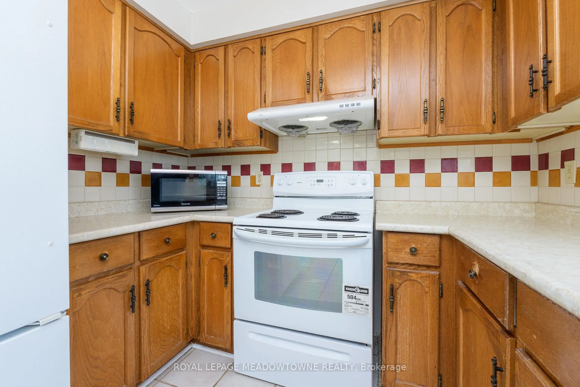 Photo 12 of 14 Brookland Drive, Brampton, Avondale — HOMEH