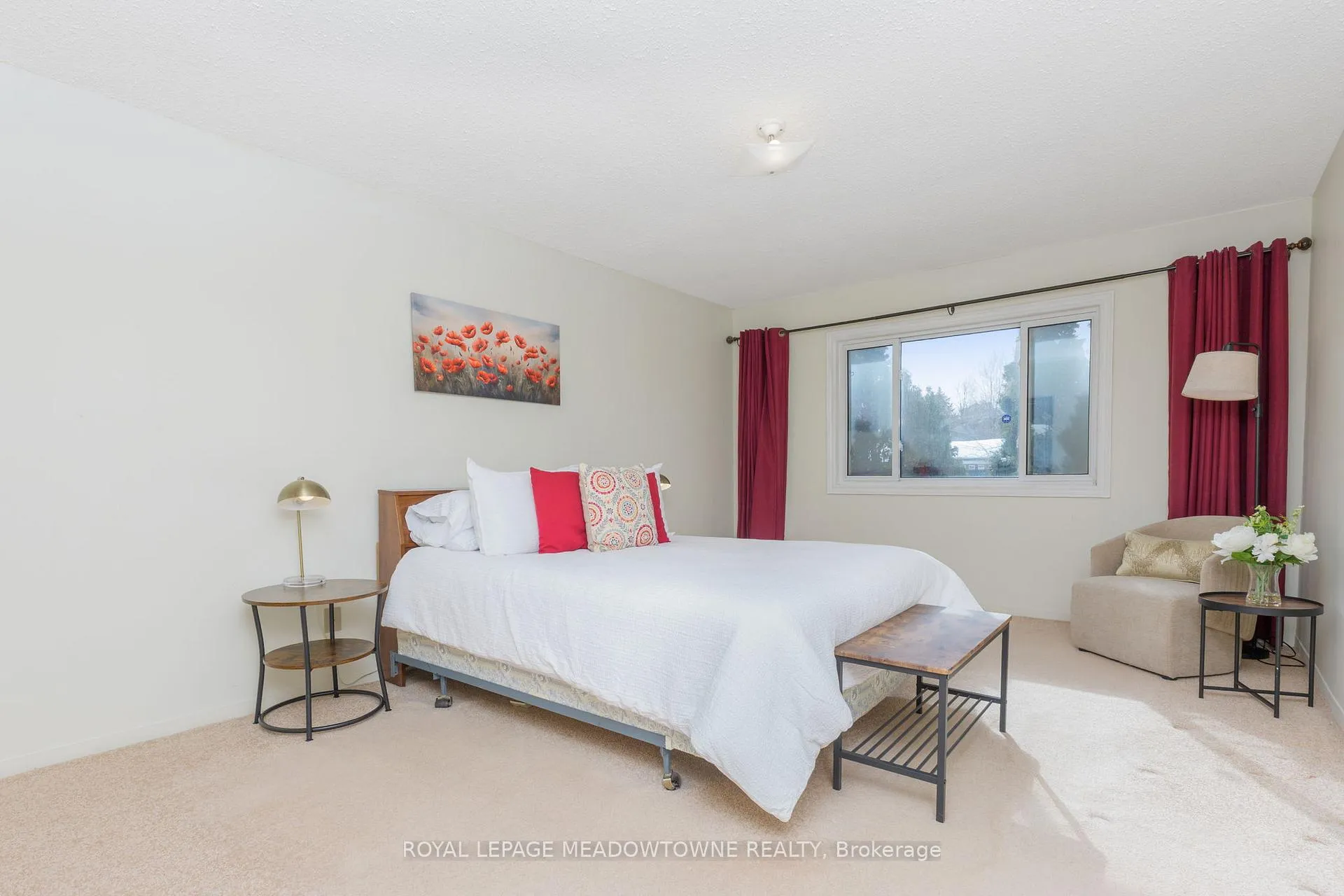 Photo 16 of 14 Brookland Drive, Brampton, Avondale — HOMEH