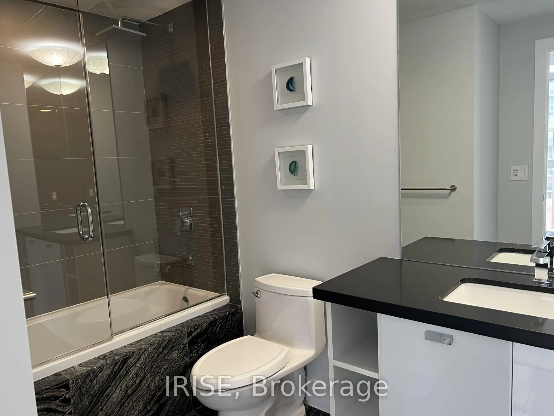 Photo 13 of Unit 1807, 32 Davenport Road, Toronto, The Annex — HOMEH