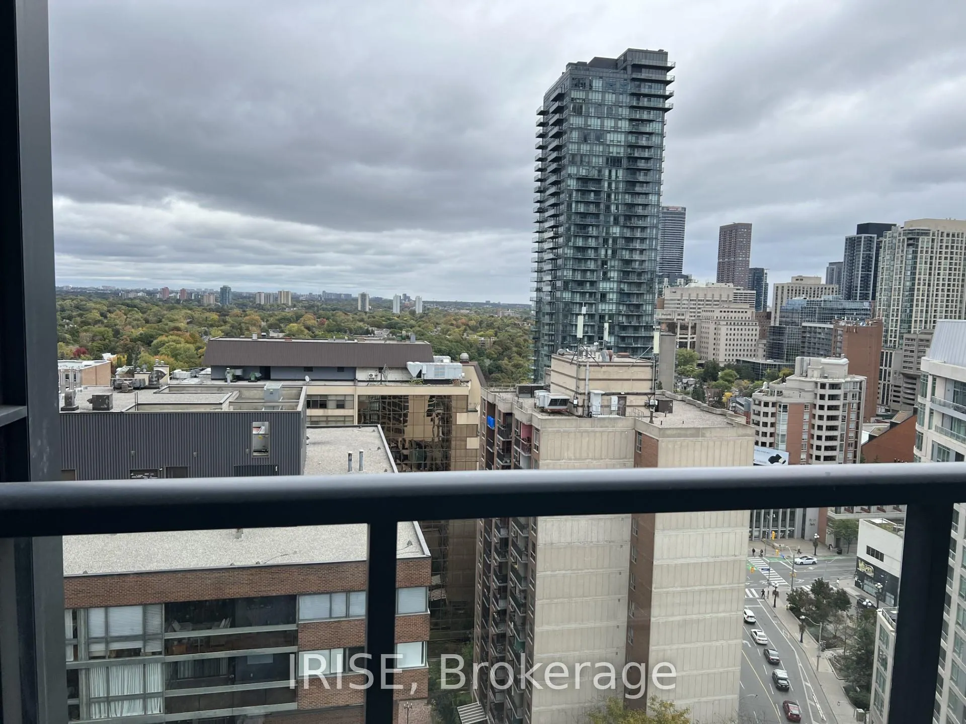 Photo 15 of Unit 1807, 32 Davenport Road, Toronto, The Annex — HOMEH