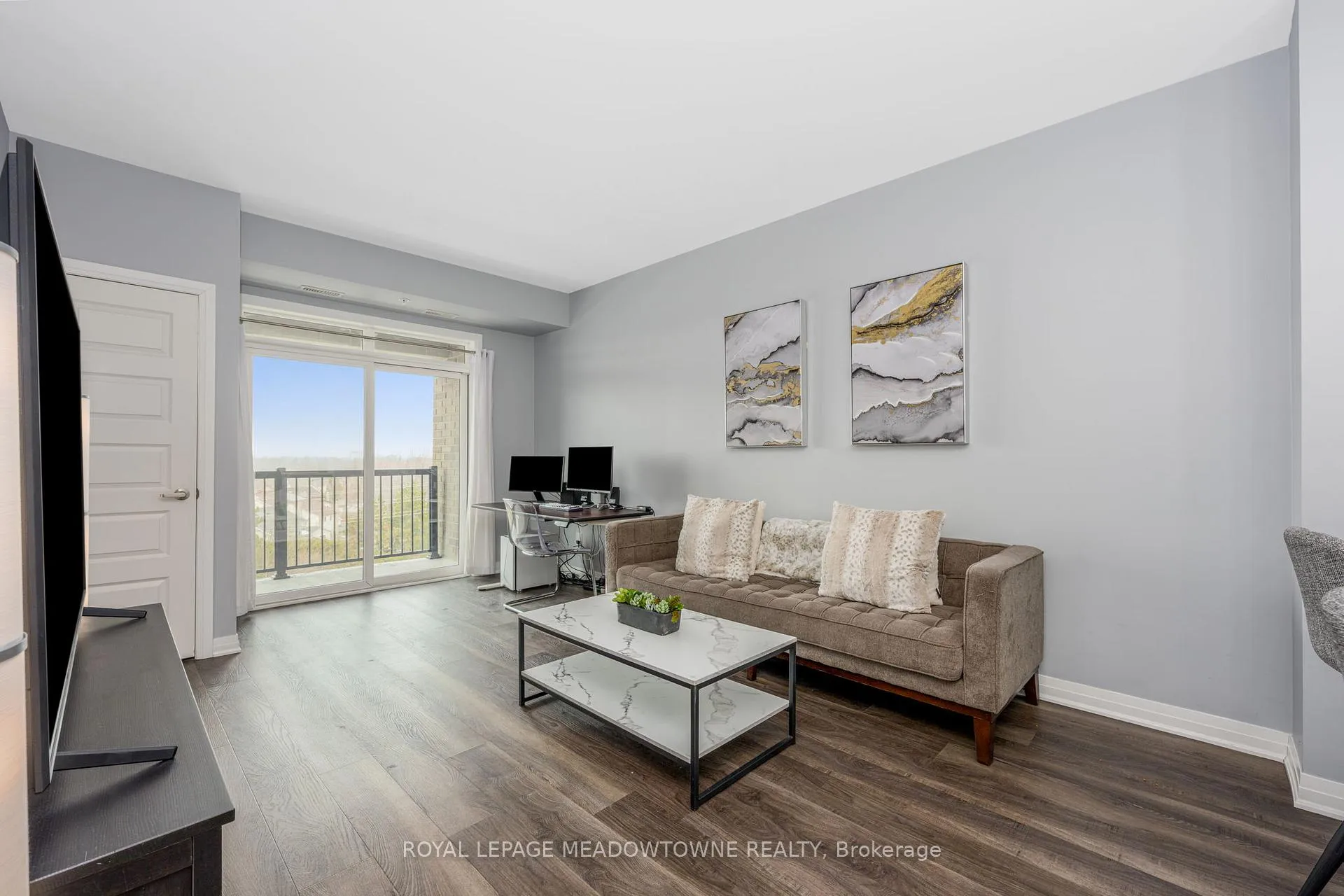 Photo 1 of Unit 614, 610 Farmstead Drive, Milton, Willmott — HOMEH