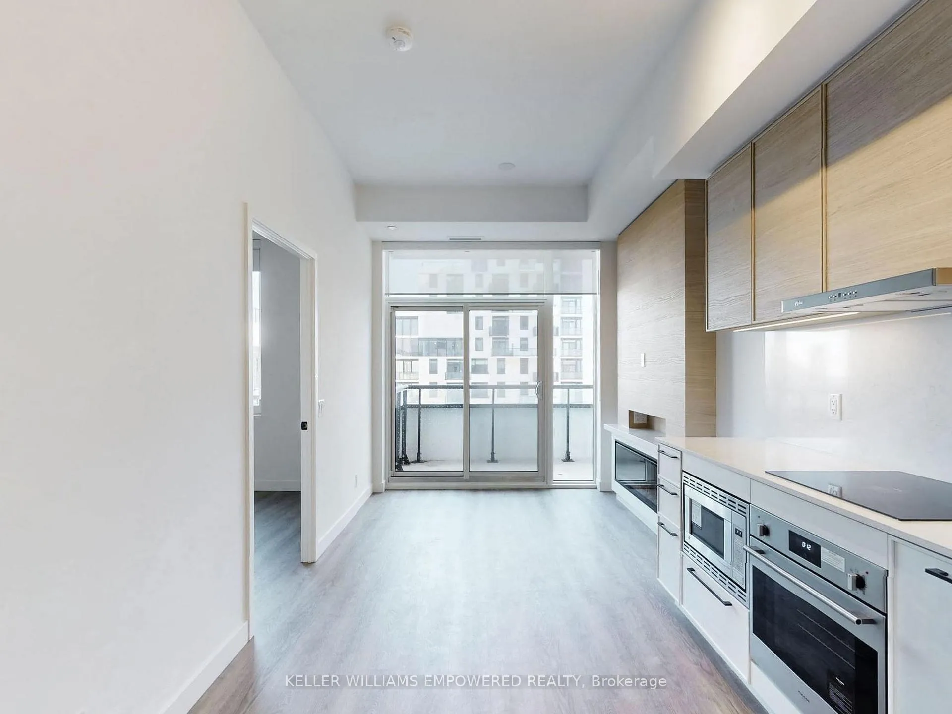 Photo 4 of Unit 826, 1050 Eastern Avenue, Toronto, Greenwood-Coxwell — HOMEH
