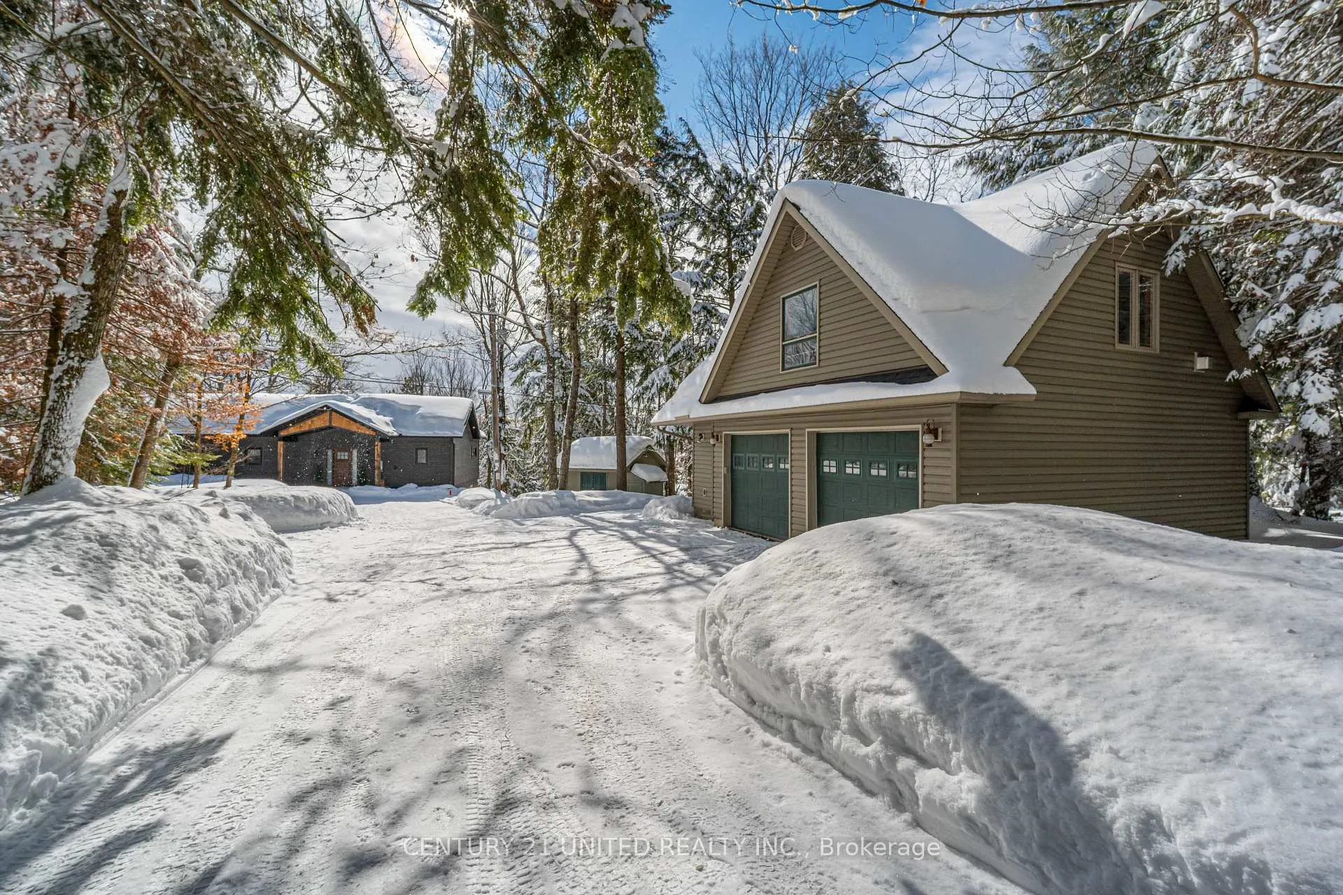 Front of 1047 Hinterland Trail