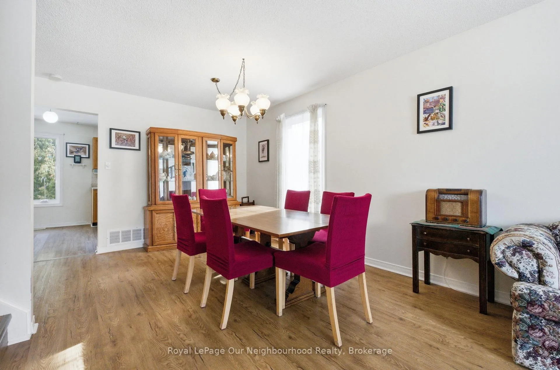 Photo 14 of 109 Ardwick Street, Whitby, Blue Grass Meadows — HOMEH