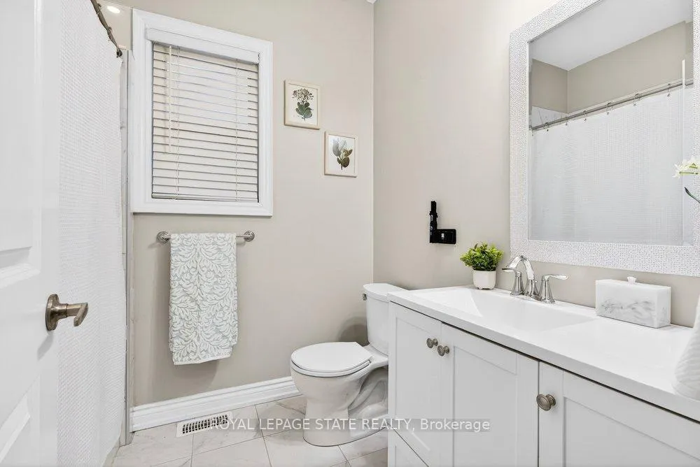 Photo 23 of 117 Monarch Street, Welland, Prince Charles — HOMEH