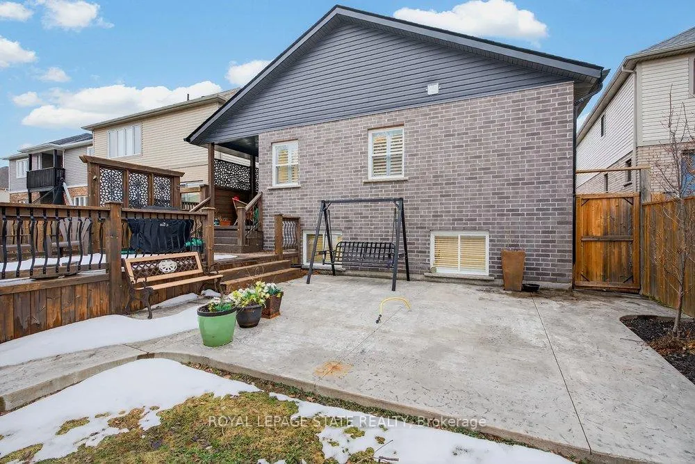 Photo 41 of 117 Monarch Street, Welland, Prince Charles — HOMEH