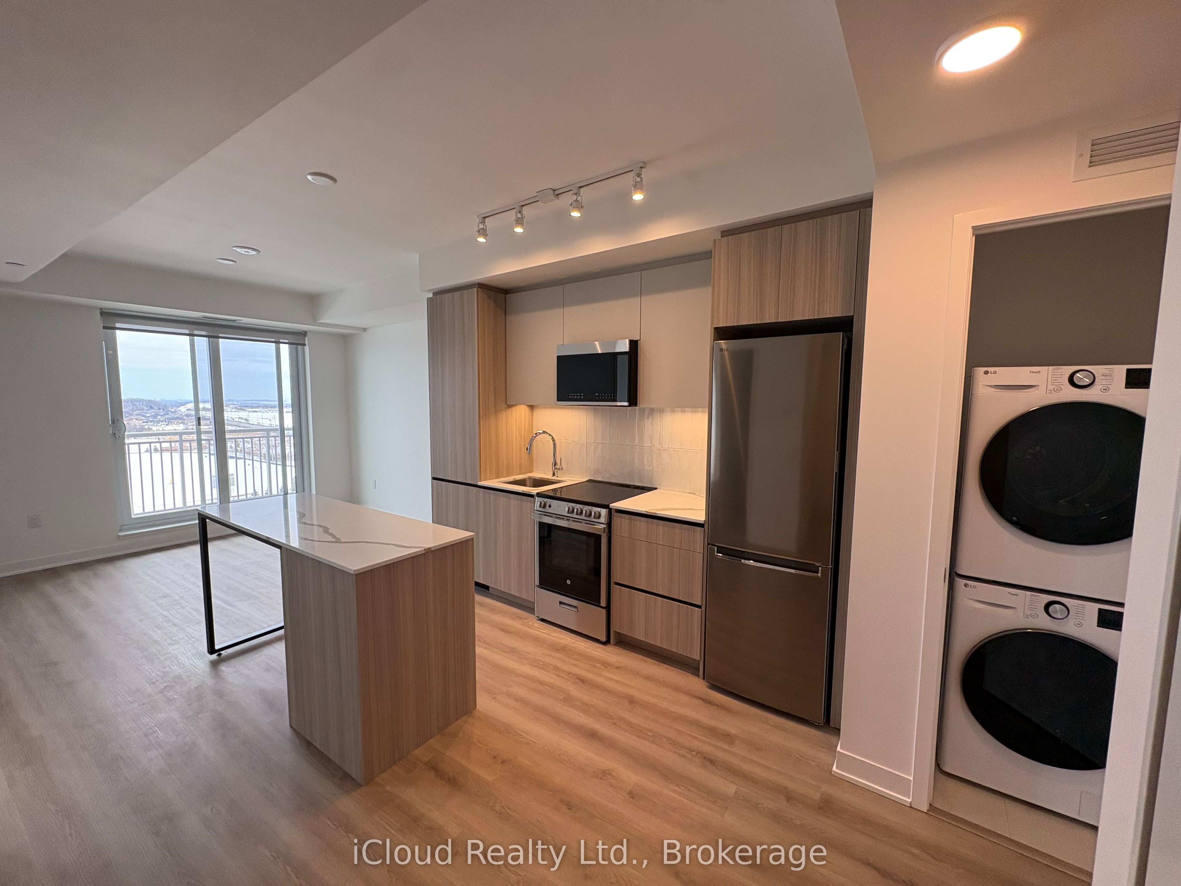 Photo 2 of Unit 916, 20 All Nations Drive, Brampton, Northwest Brampton — HOMEH