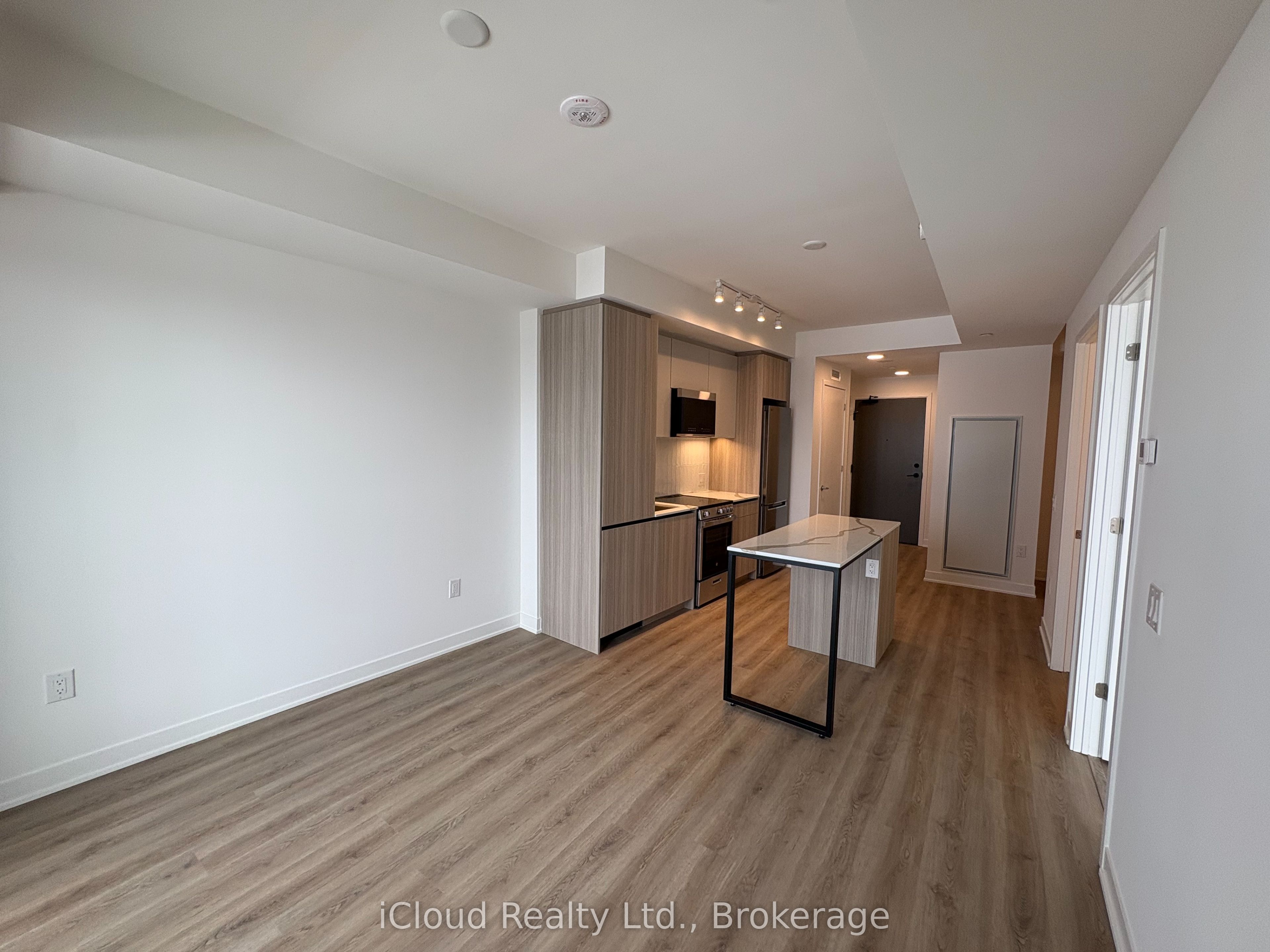 Photo 3 of Unit 916, 20 All Nations Drive, Brampton, Northwest Brampton — HOMEH
