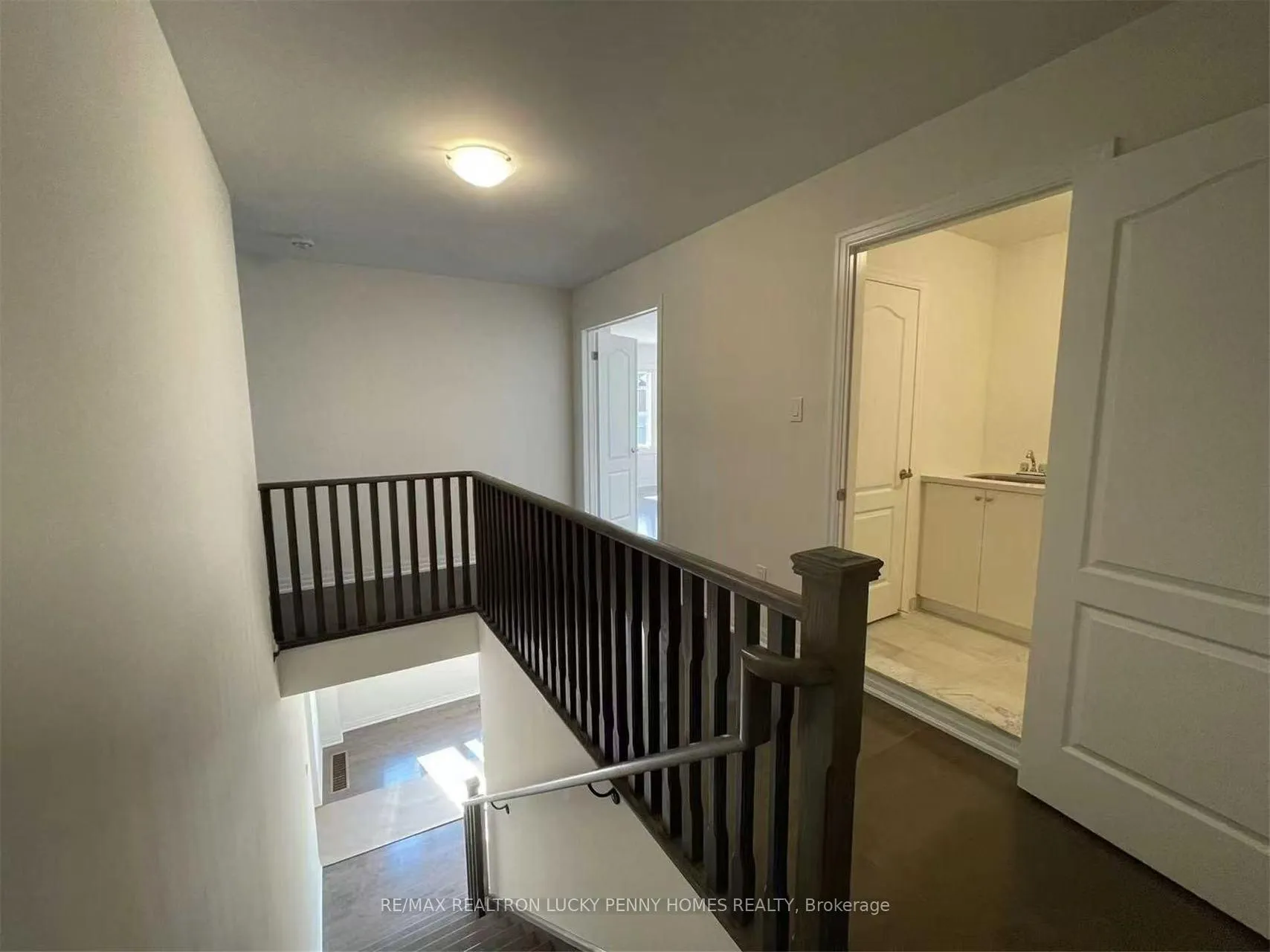 Photo 8 of 401 Fred Mclaren Boulevard, Markham, Wismer — HOMEH