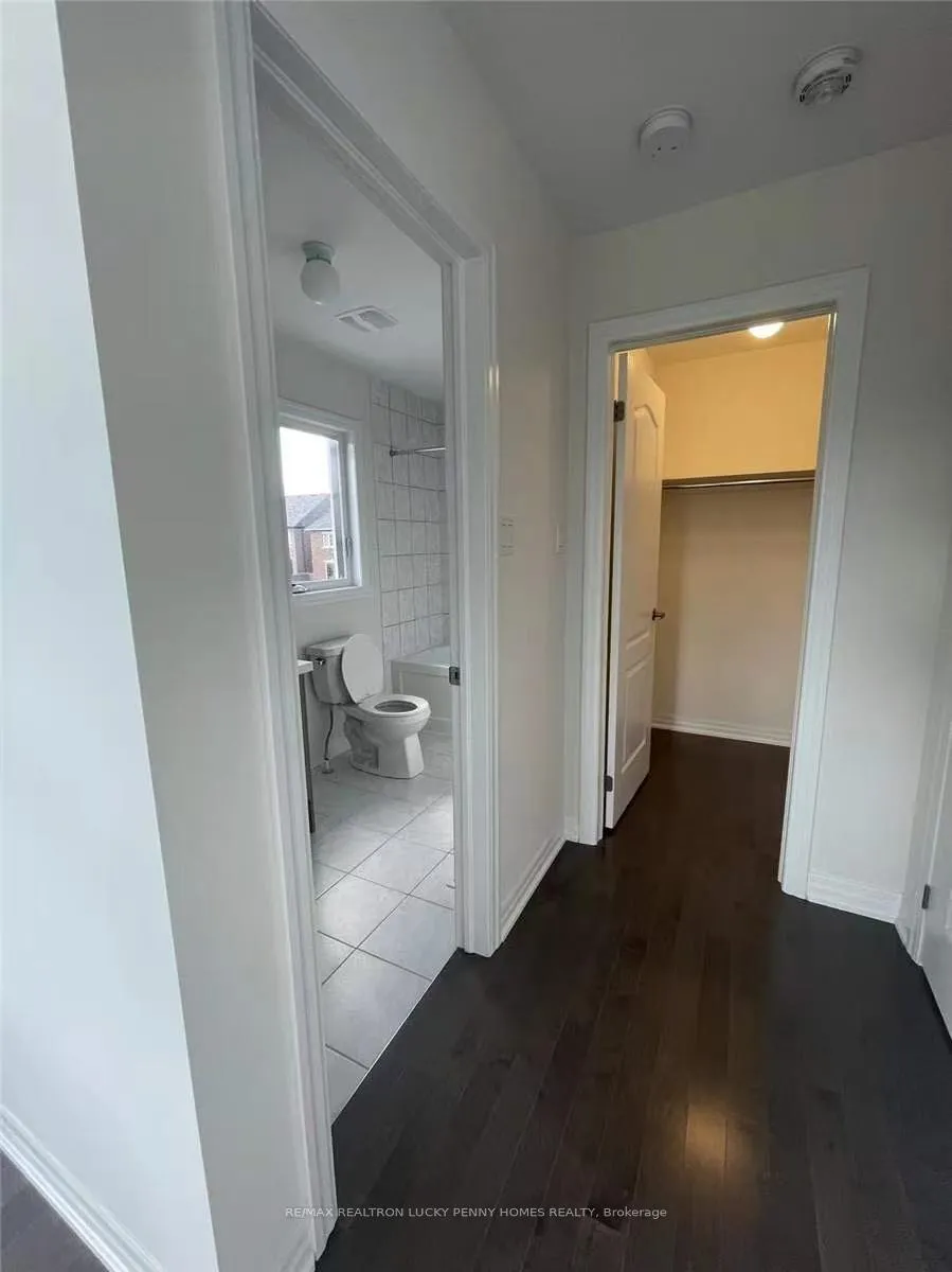 Photo 10 of 401 Fred Mclaren Boulevard, Markham, Wismer — HOMEH