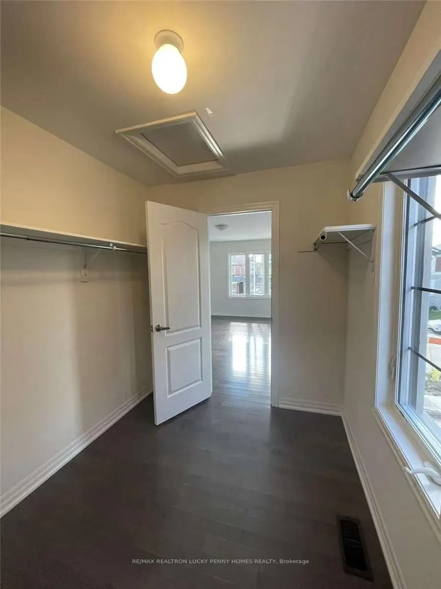 Photo 11 of 401 Fred Mclaren Boulevard, Markham, Wismer — HOMEH