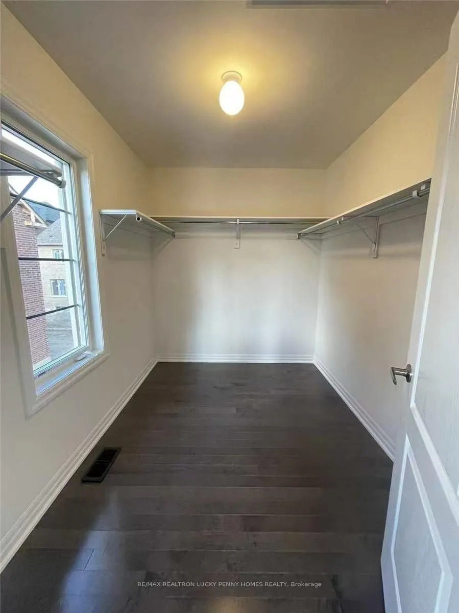 Photo 12 of 401 Fred Mclaren Boulevard, Markham, Wismer — HOMEH