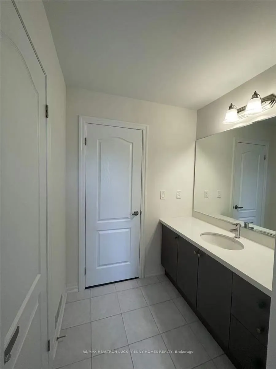 Photo 17 of 401 Fred Mclaren Boulevard, Markham, Wismer — HOMEH