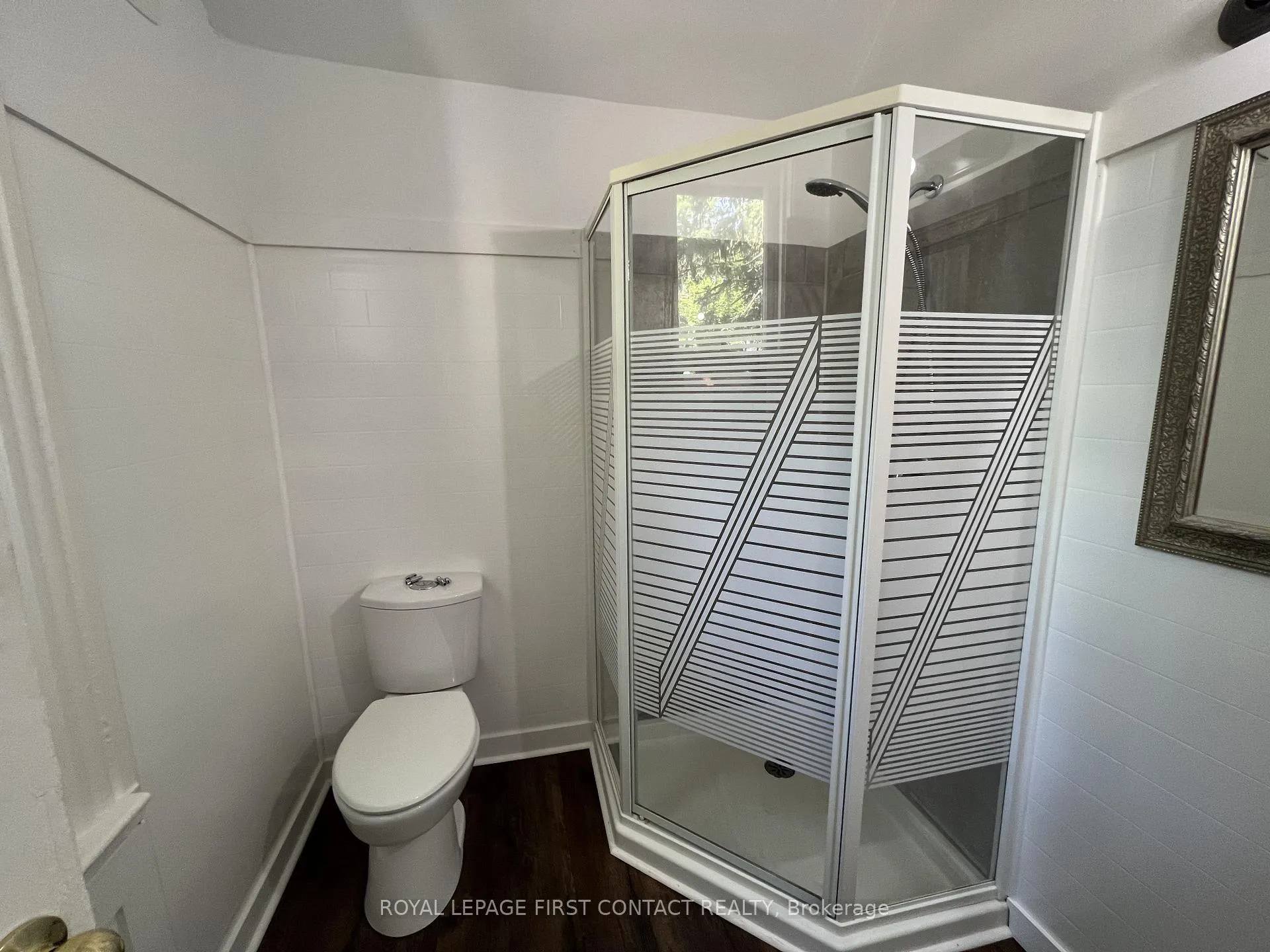 Photo 5 of Unit B, 228 Bayfield Street, Barrie, Bayfield — HOMEH