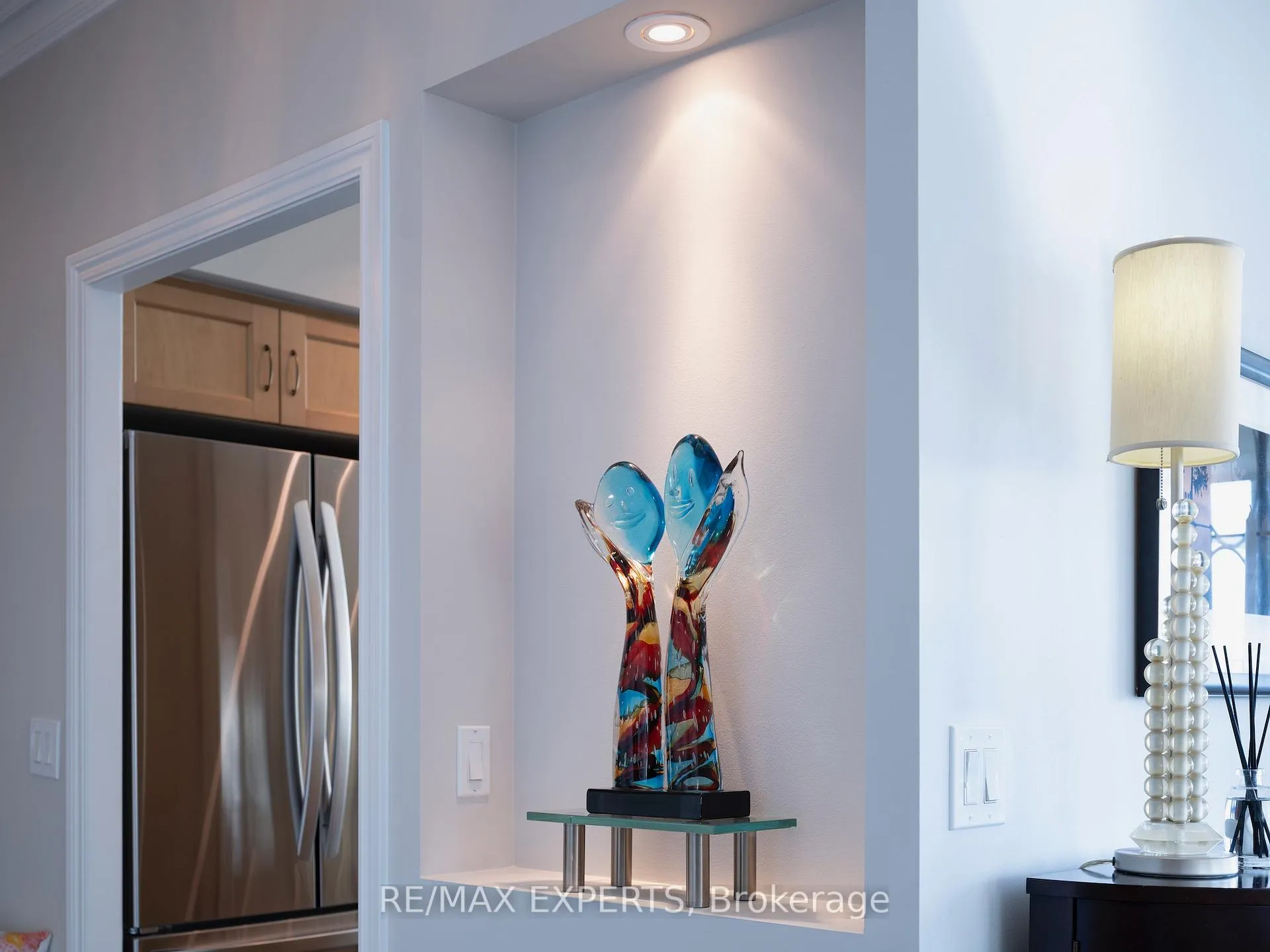 Photo 6 of Unit 1008, 319 Merton Street, Toronto, Mount Pleasant West — HOMEH