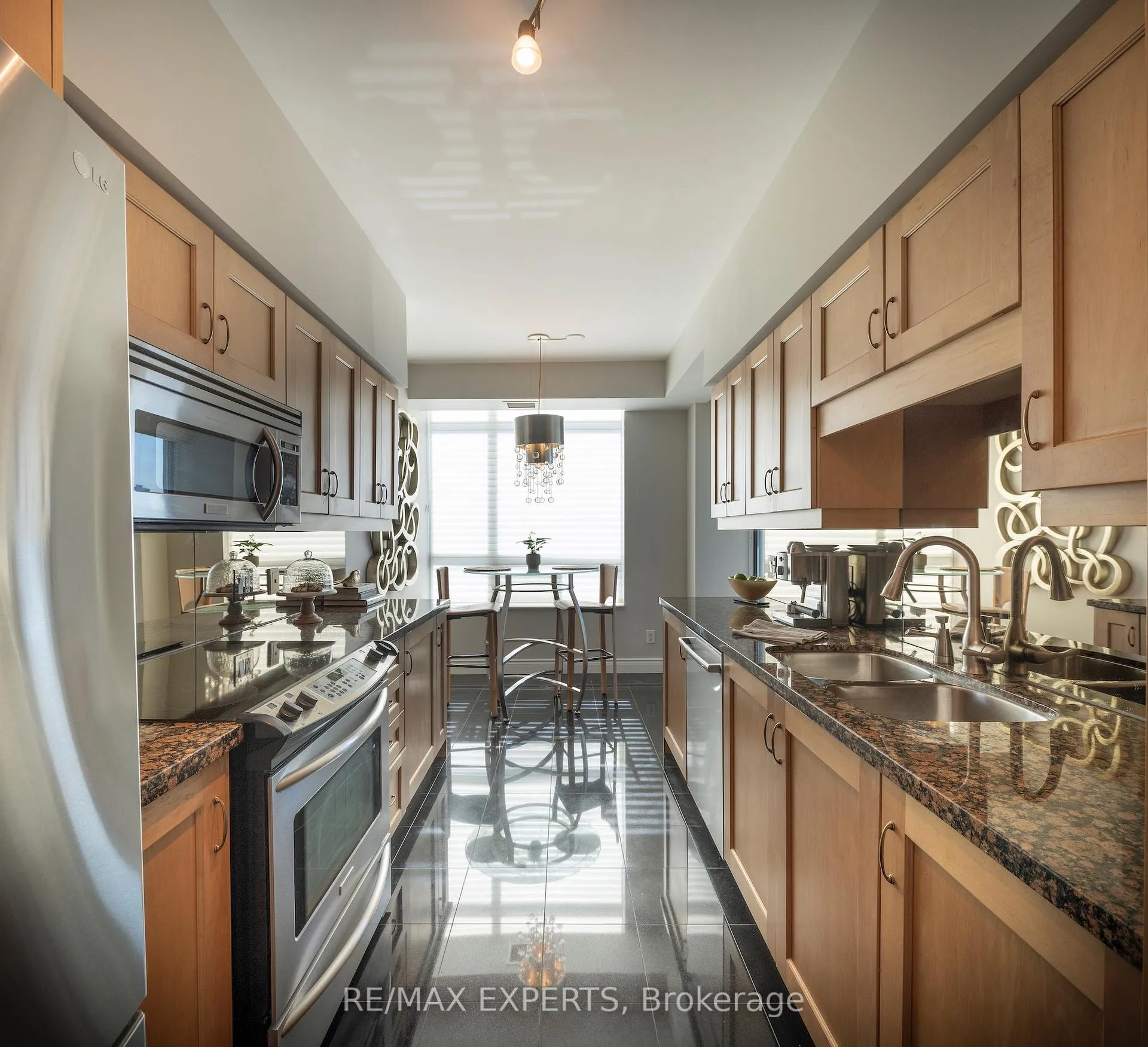 Photo 13 of Unit 1008, 319 Merton Street, Toronto, Mount Pleasant West — HOMEH