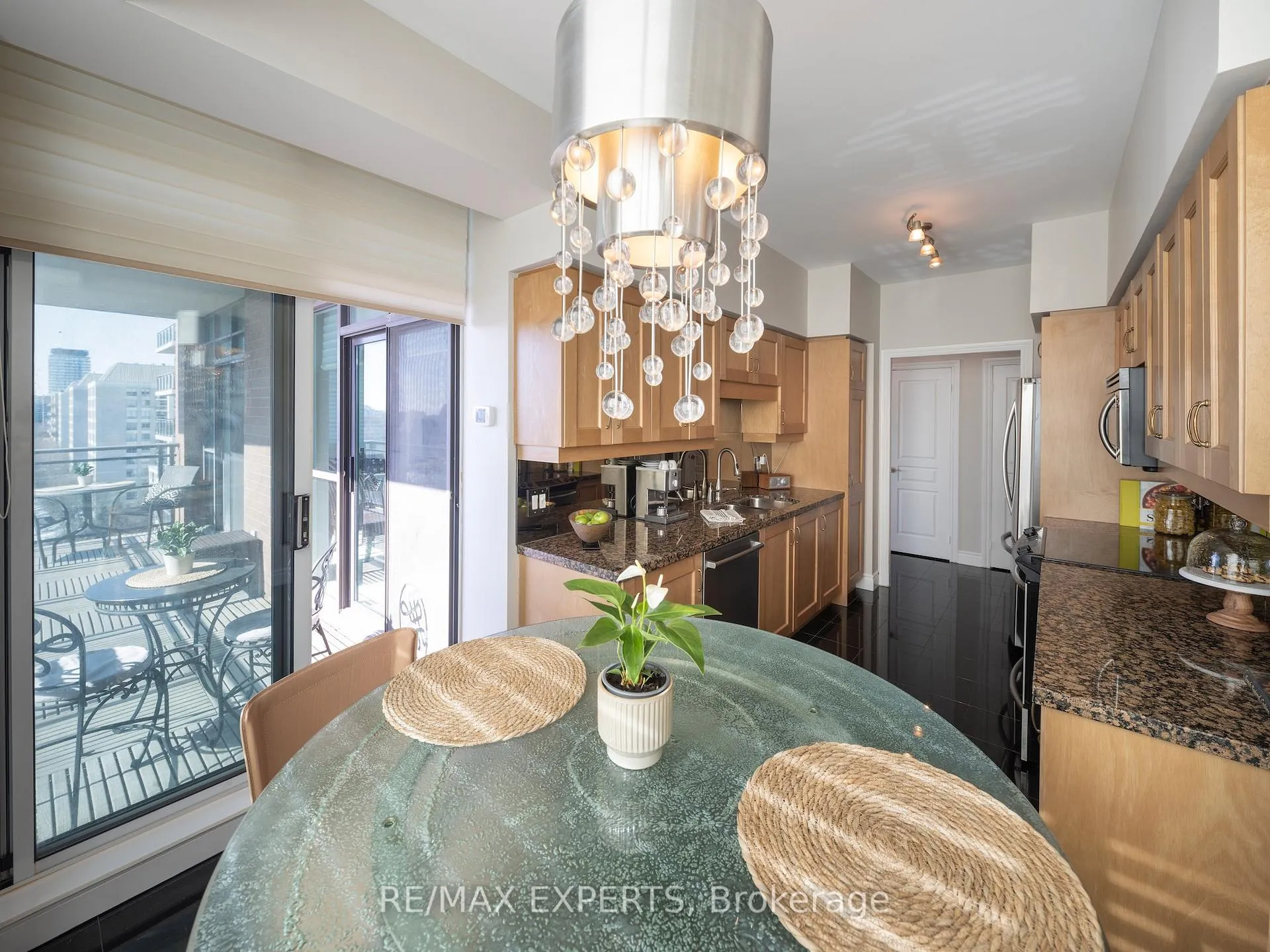 Photo 16 of Unit 1008, 319 Merton Street, Toronto, Mount Pleasant West — HOMEH