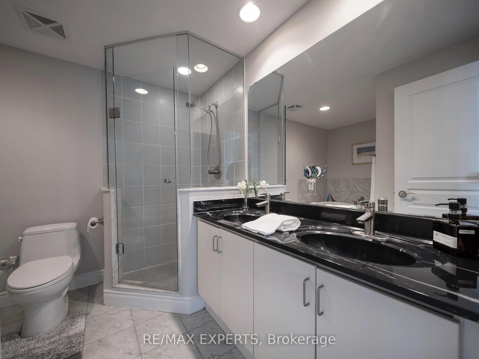 Photo 22 of Unit 1008, 319 Merton Street, Toronto, Mount Pleasant West — HOMEH