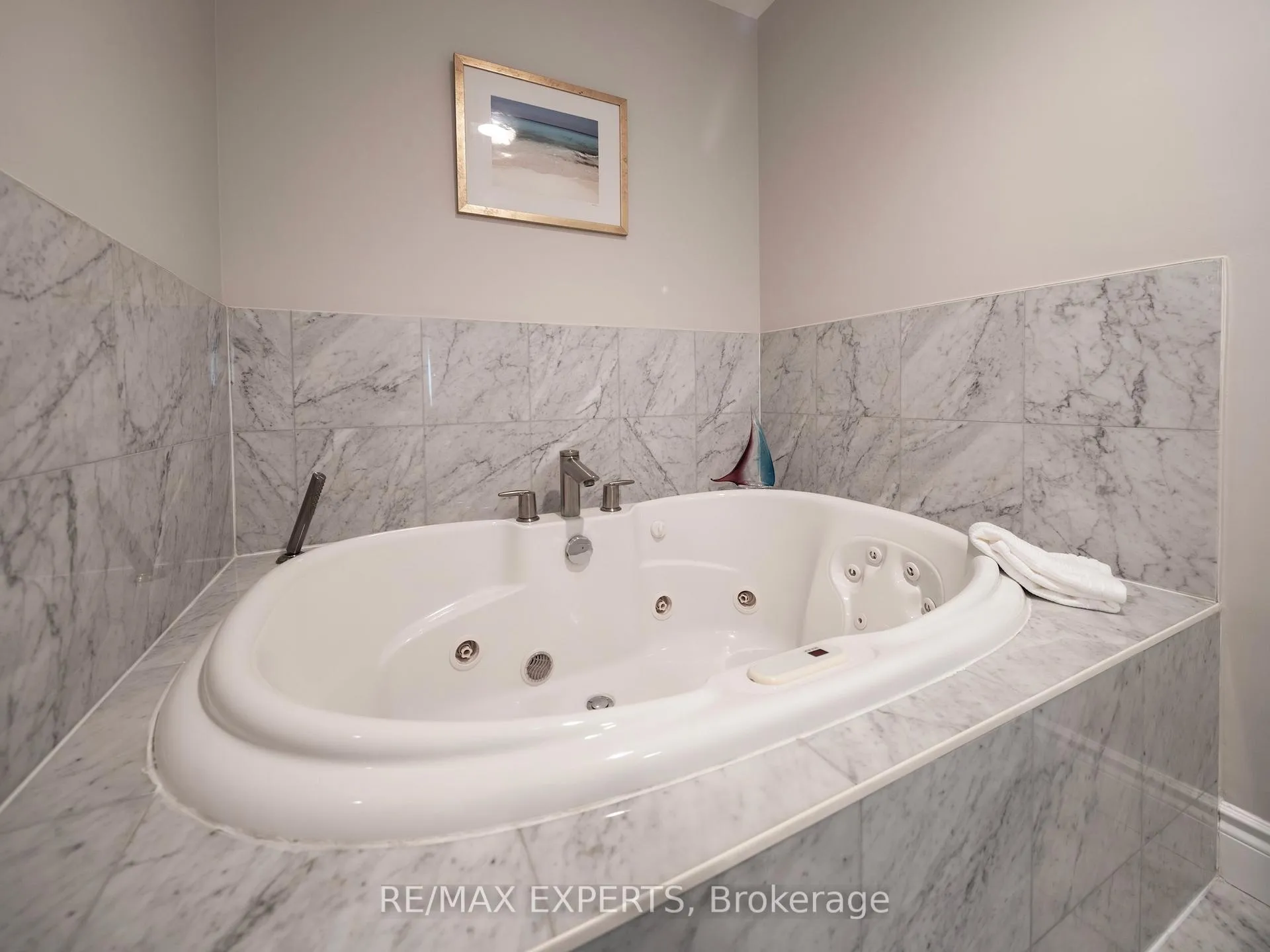 Photo 24 of Unit 1008, 319 Merton Street, Toronto, Mount Pleasant West — HOMEH