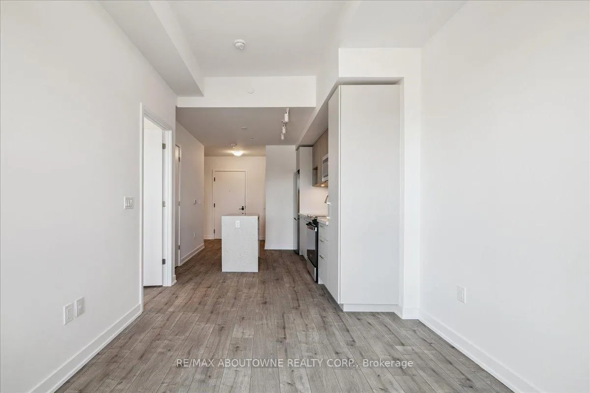 Photo 15 of Unit 612, 500 Plains Road E, Burlington, LaSalle — HOMEH